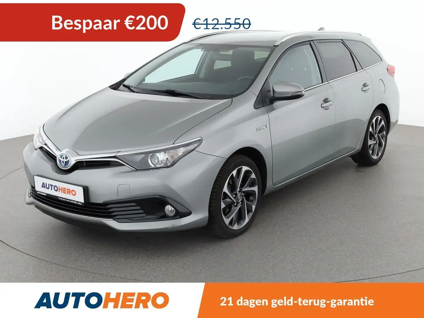 Toyota Auris 1.8 Hybrid Design Edition Szürke - 1