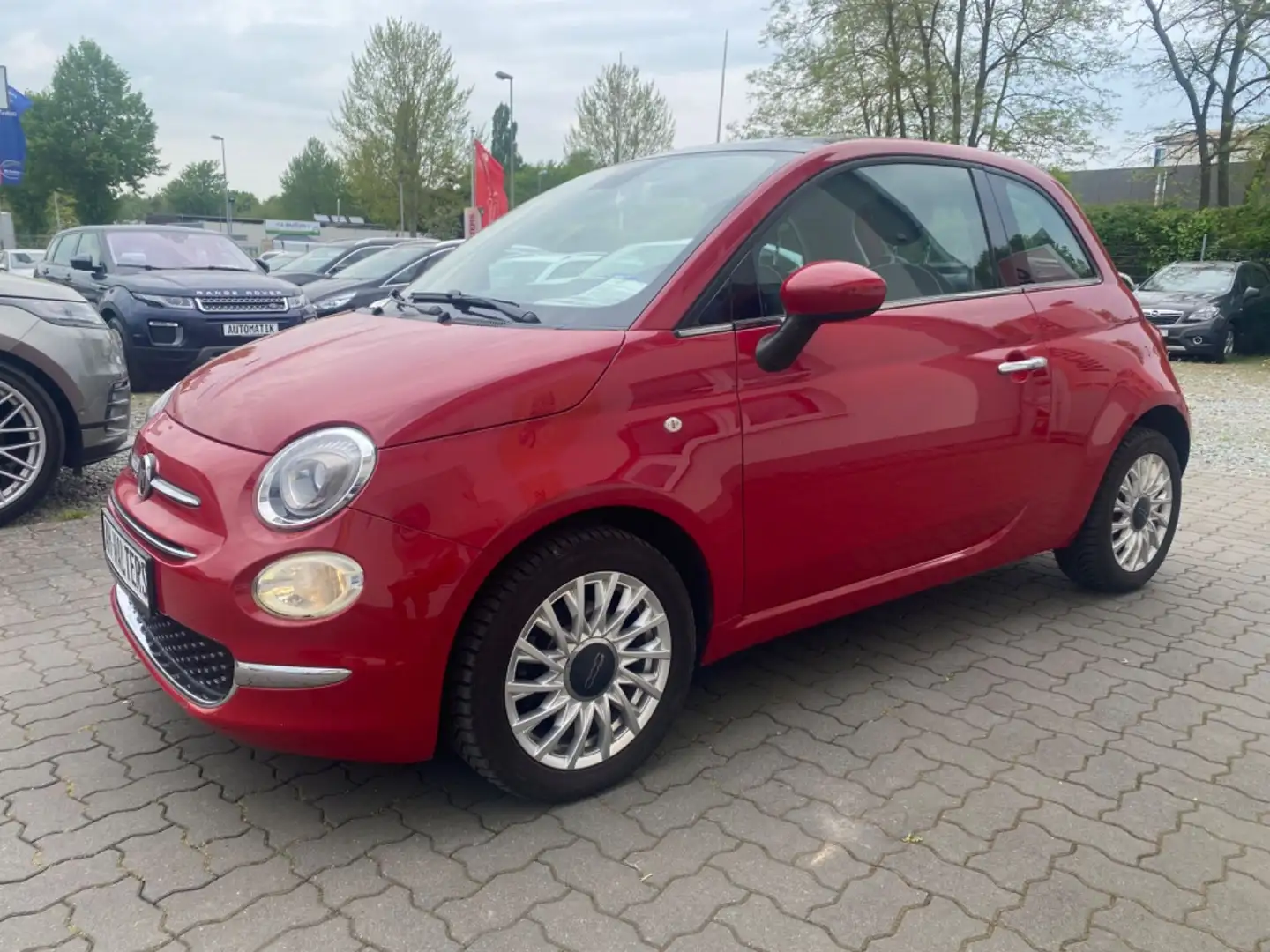 Fiat 500 = Automatik - Glasdach - Parc Distanc Rot - 2