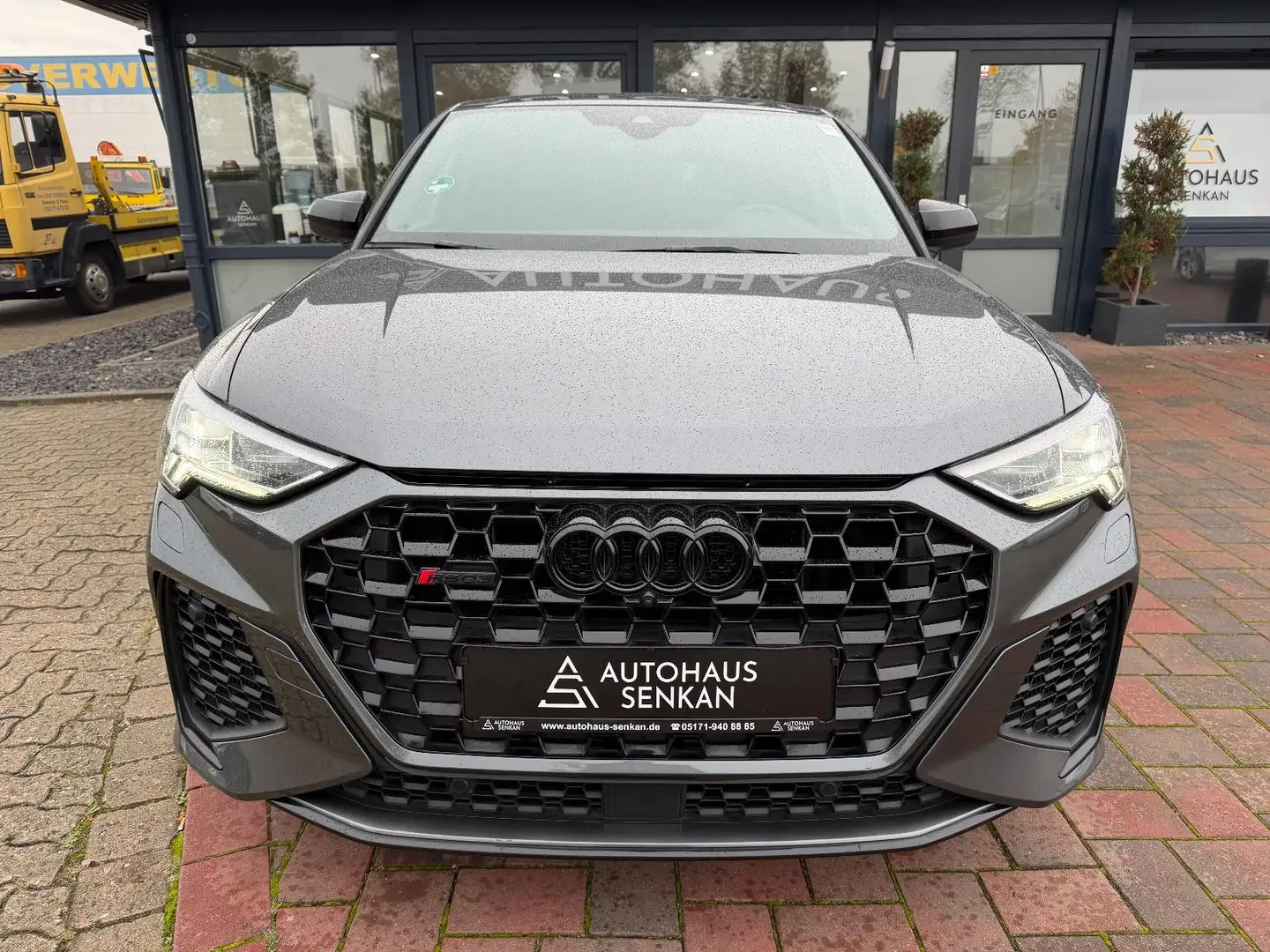 Audi RS Q3 RS Q3 Sportback 2.5 TFSI quattro*PANO*SONOS*360° Grau - 2