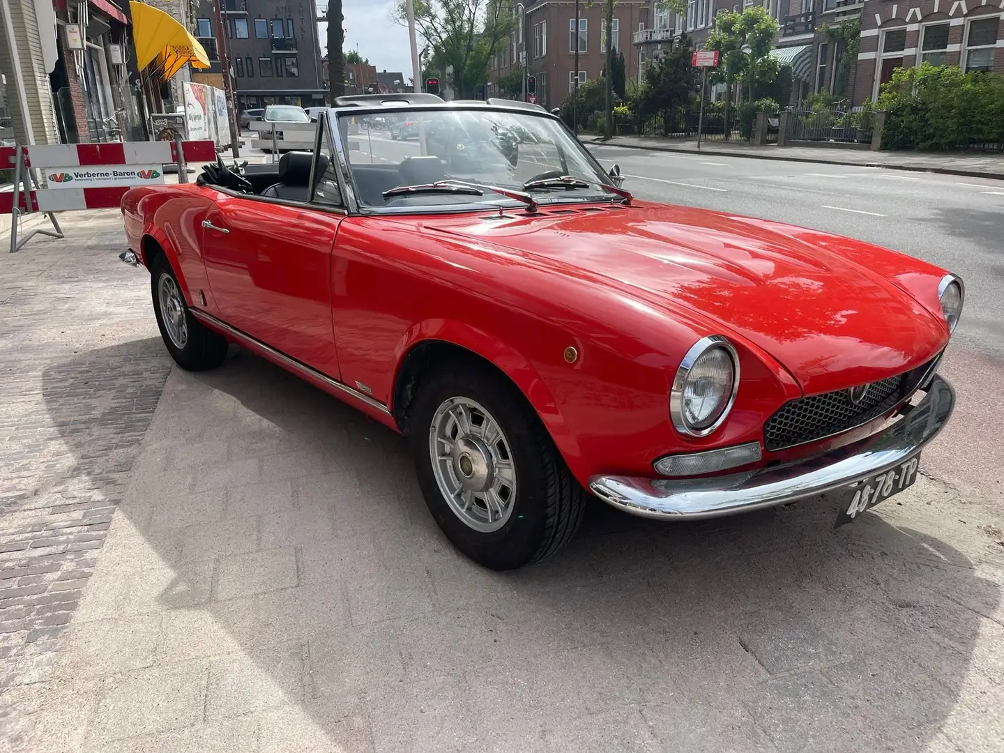 Fiat 124 Spider 124 Spider 1600 Sport Rood - 2