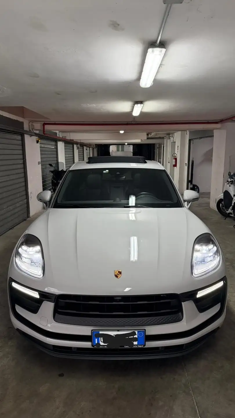 포르쉐 Porsche Macan 2024 화이트 사진 6
