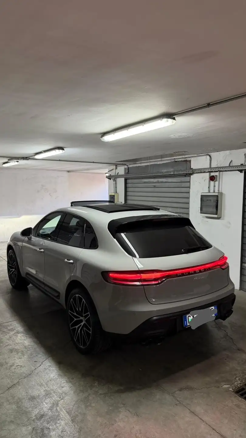 포르쉐 Porsche Macan 2024 화이트 사진 5