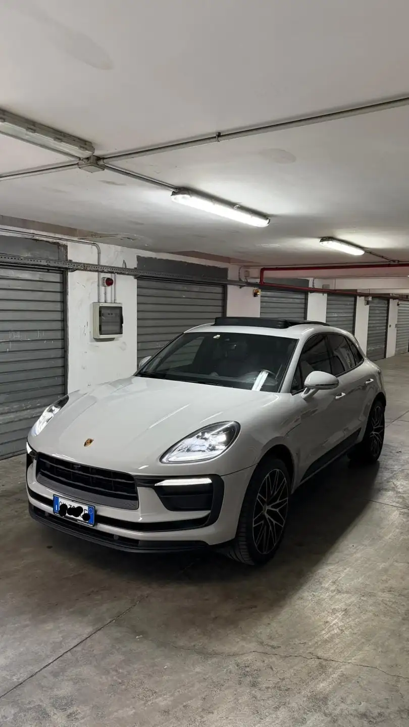 포르쉐 Porsche Macan 2024 화이트 사진 1