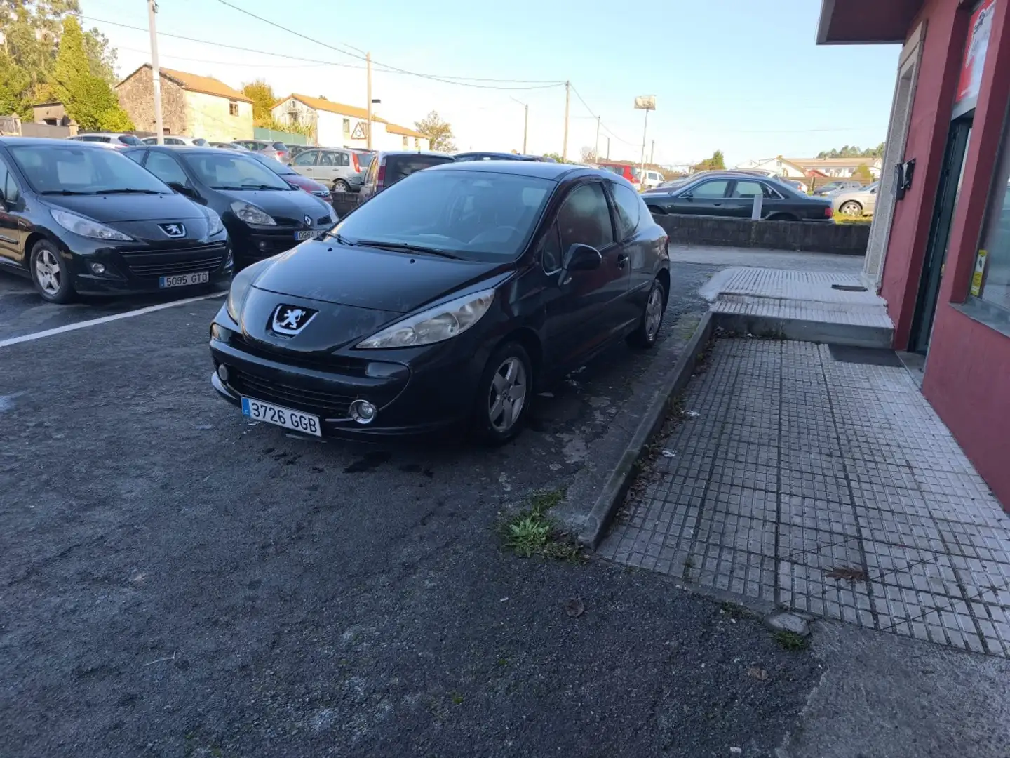Peugeot 207 1.4HDI Confort Negro - 2