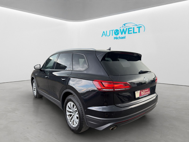 Volkswagen Touareg 3.0 TDI DSG 4M KAM ACC SITZH LED APP AHK — photo 7