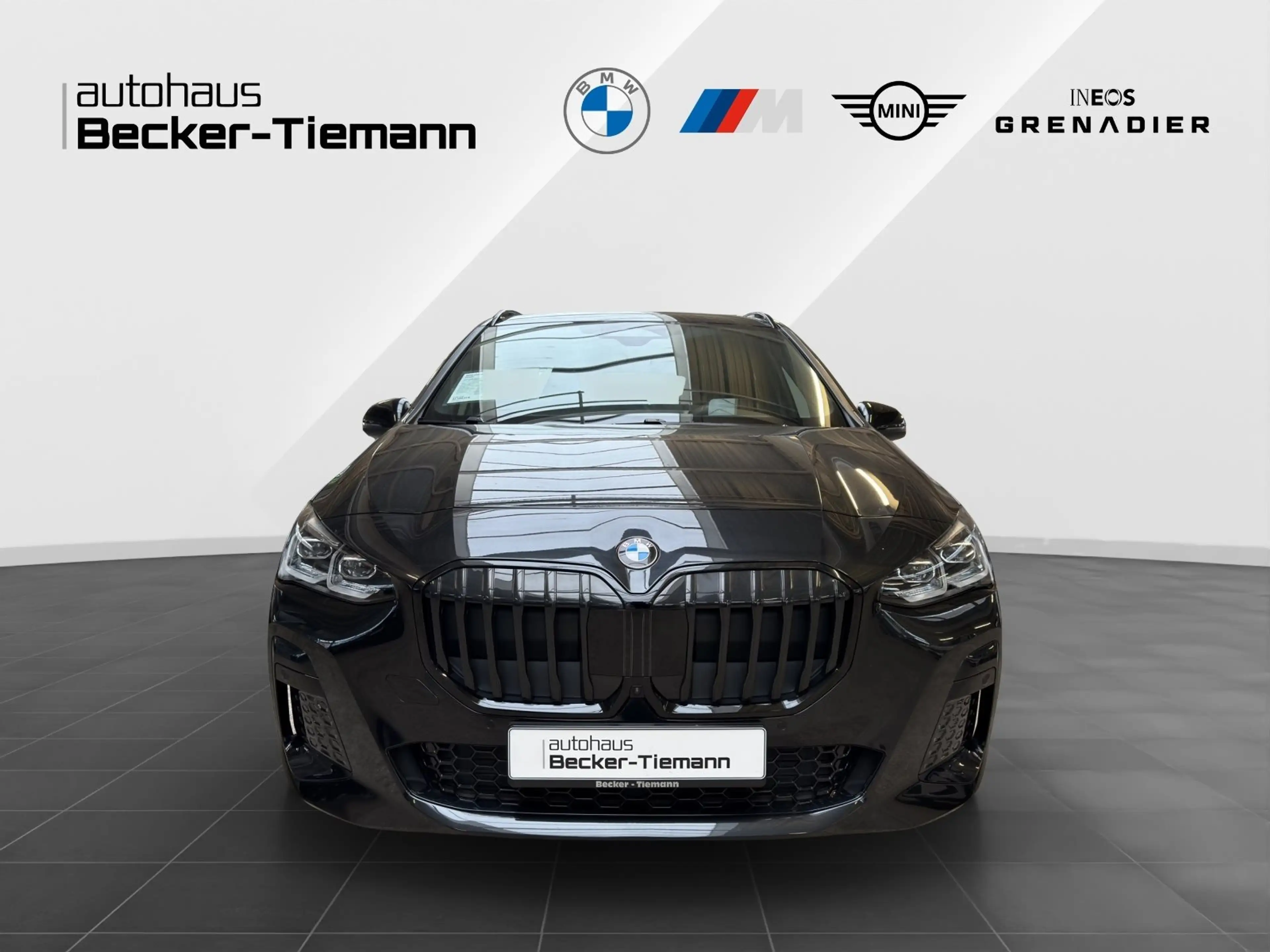 BMW 223 i xDrive Active Tourer M Sport/Pano/Head-Up/HK-Sou — photo 2