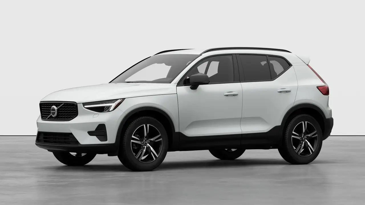 2026 Volvo XC40