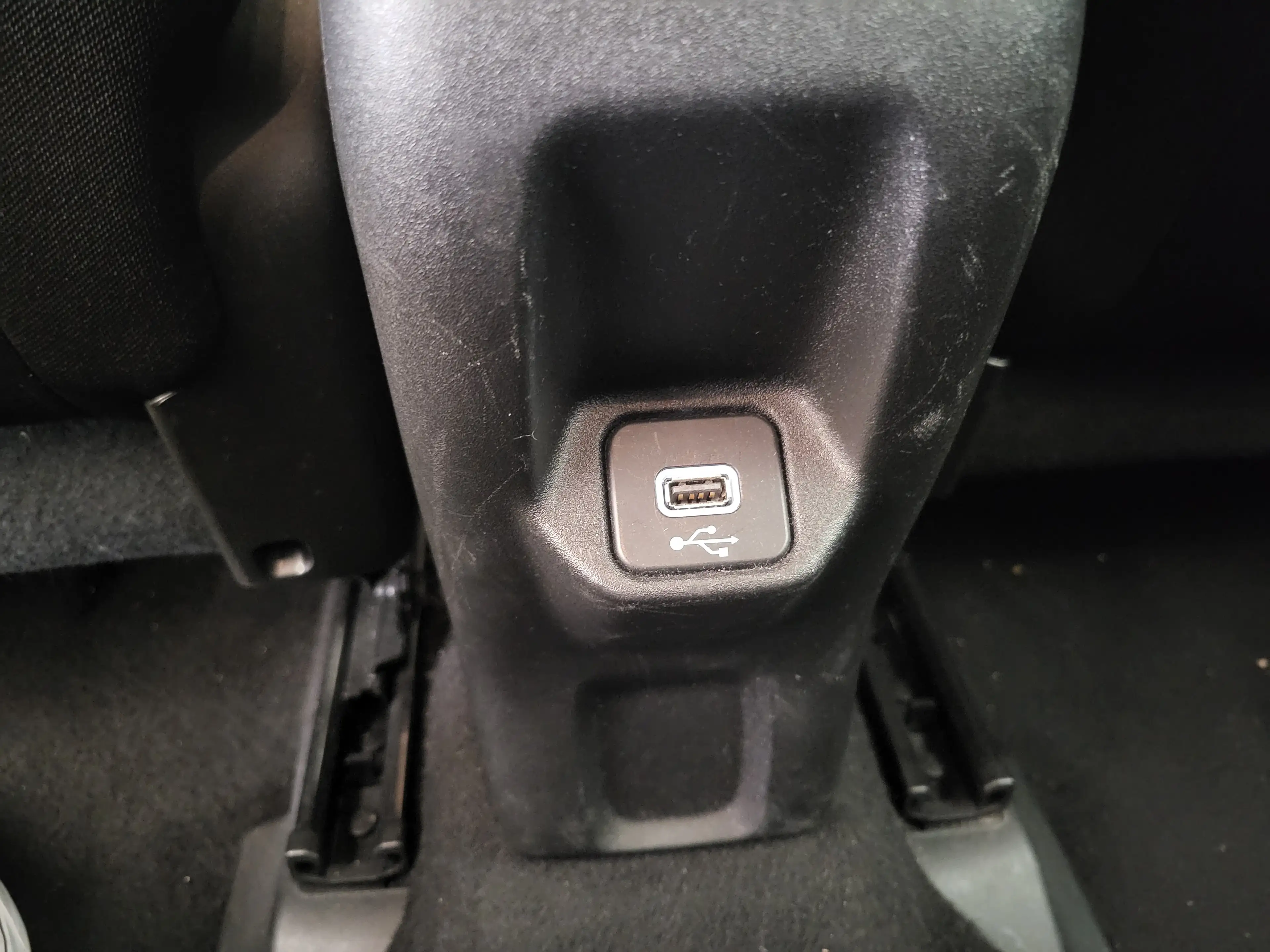 Jeep Renegade 1.0T Freedom Trekhaak | Camera | Parkeersensoren A — photo 21