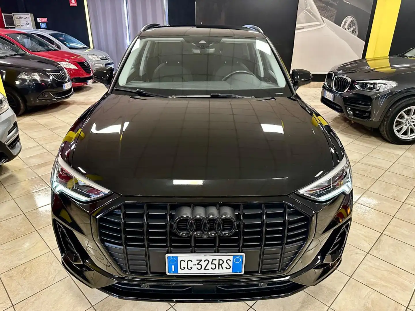 Audi Q3 35 TDI quattro S tronic S LINE BLACK EDITION Noir - 2