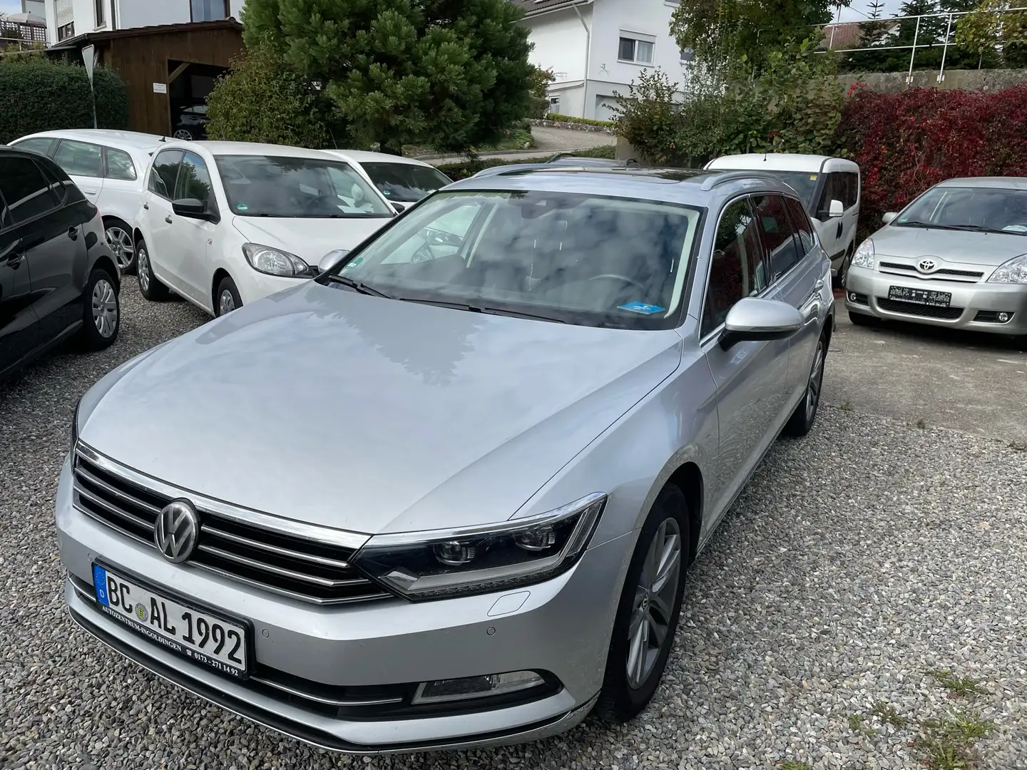 Volkswagen Passat Variant 2.0 TDI SCR BlueMotion Highline Silber - 1