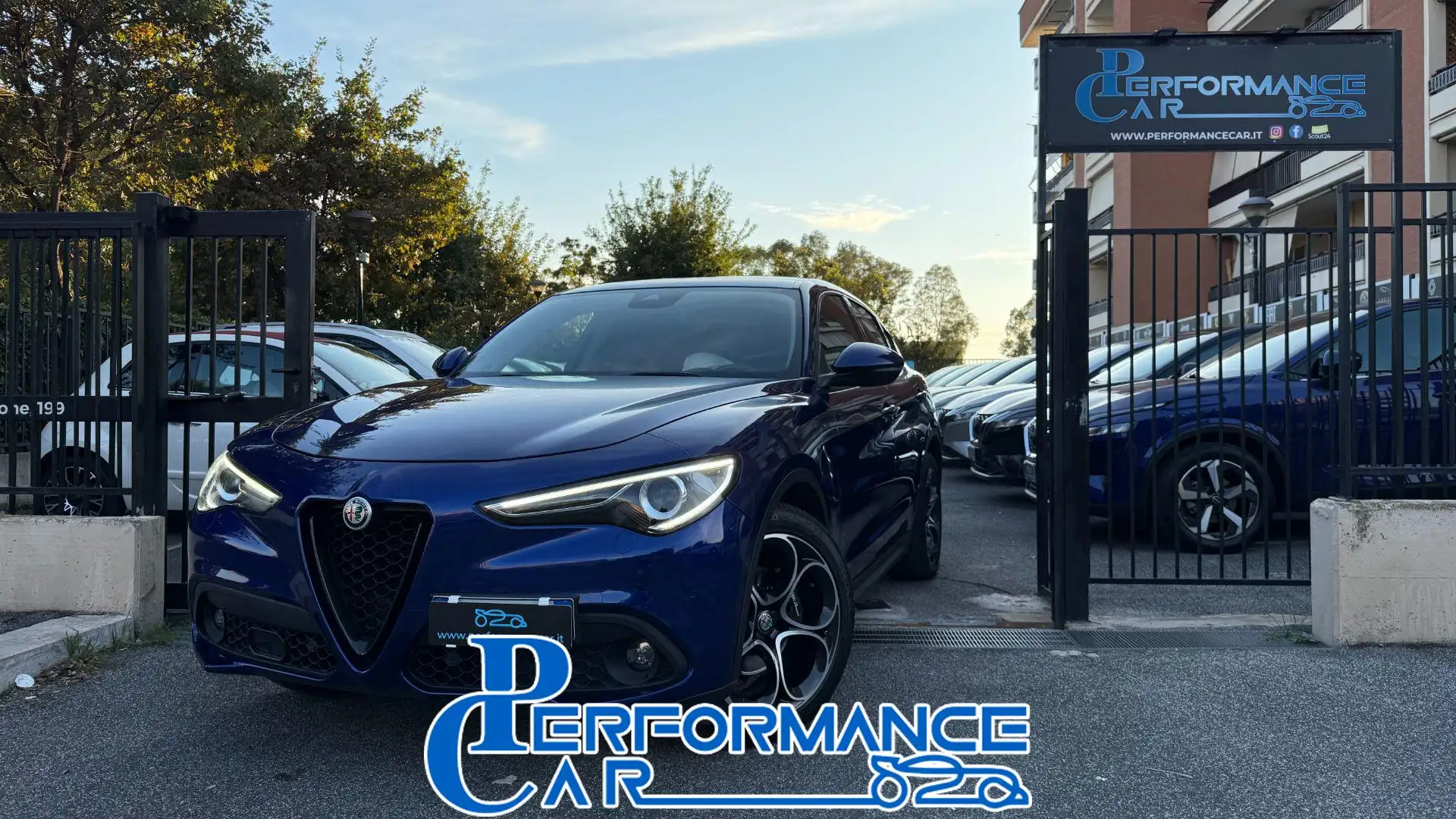 Alfa Romeo Stelvio 2.2TURBODIESEL 190CV AT8 Q4 SPRINT*24M.G.*C.L.20* Azul - 1
