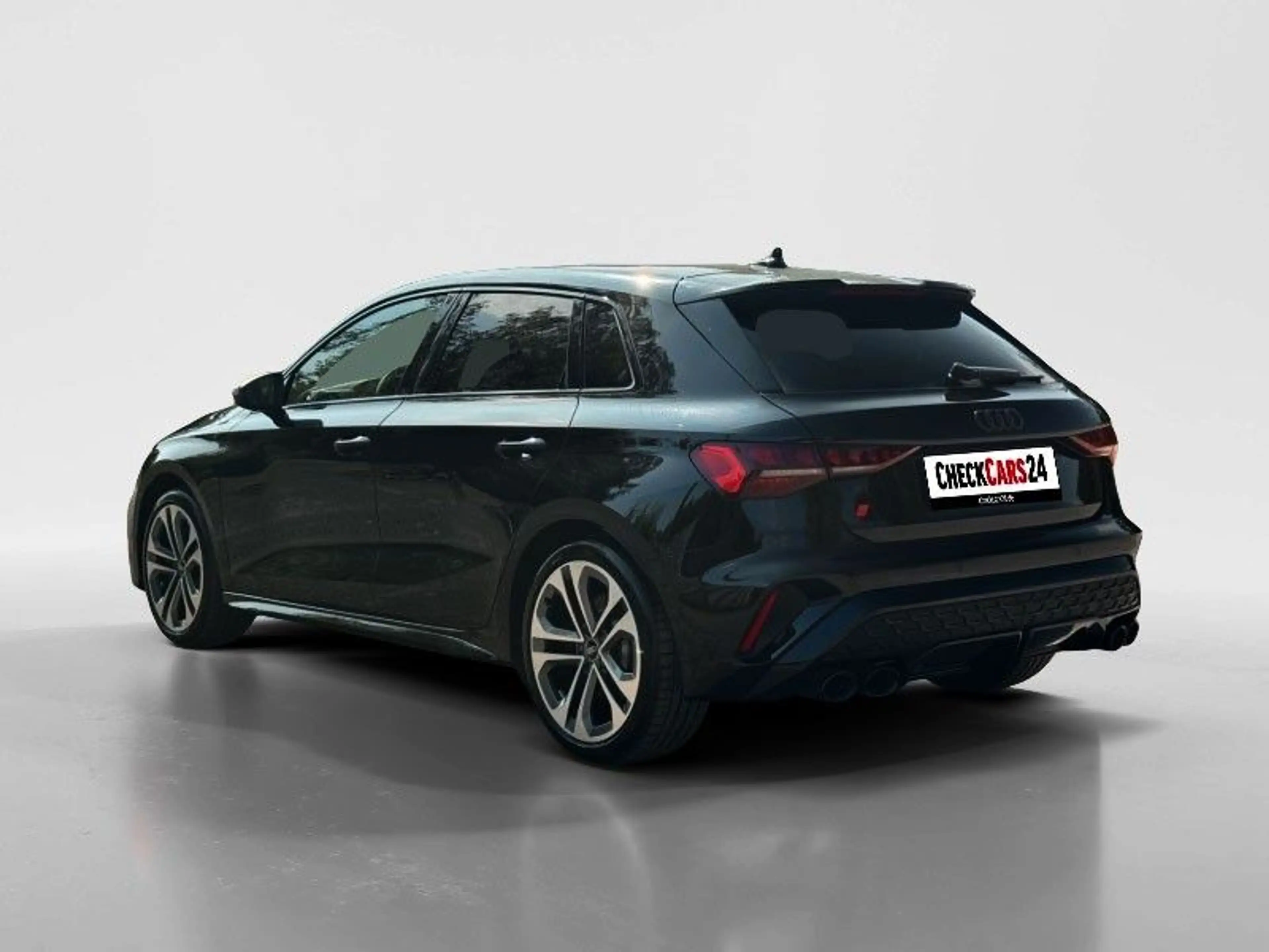 Audi S3 Sportback 2.0 TFSI quattro — photo 10