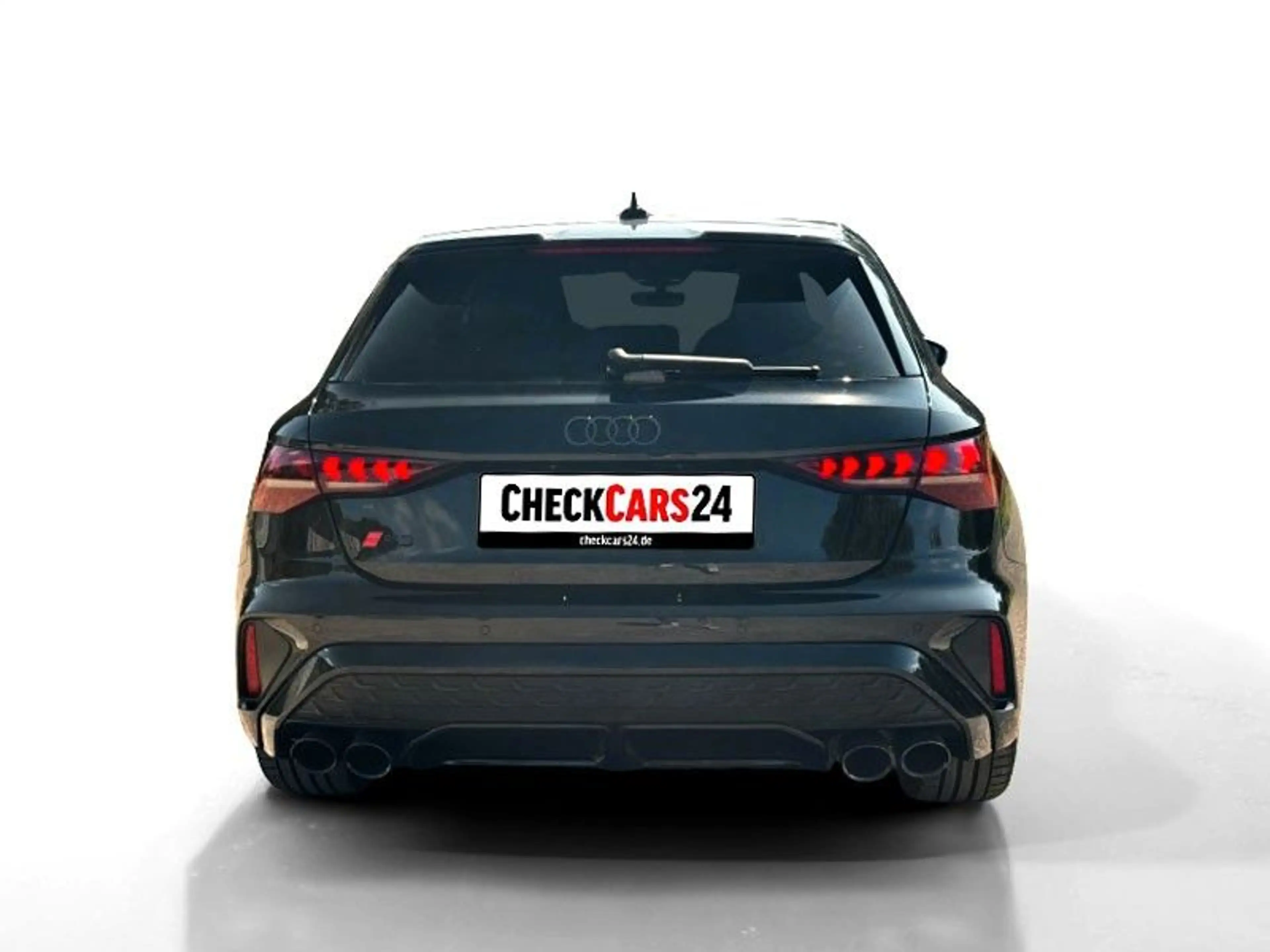 Audi S3 Sportback 2.0 TFSI quattro — photo 9