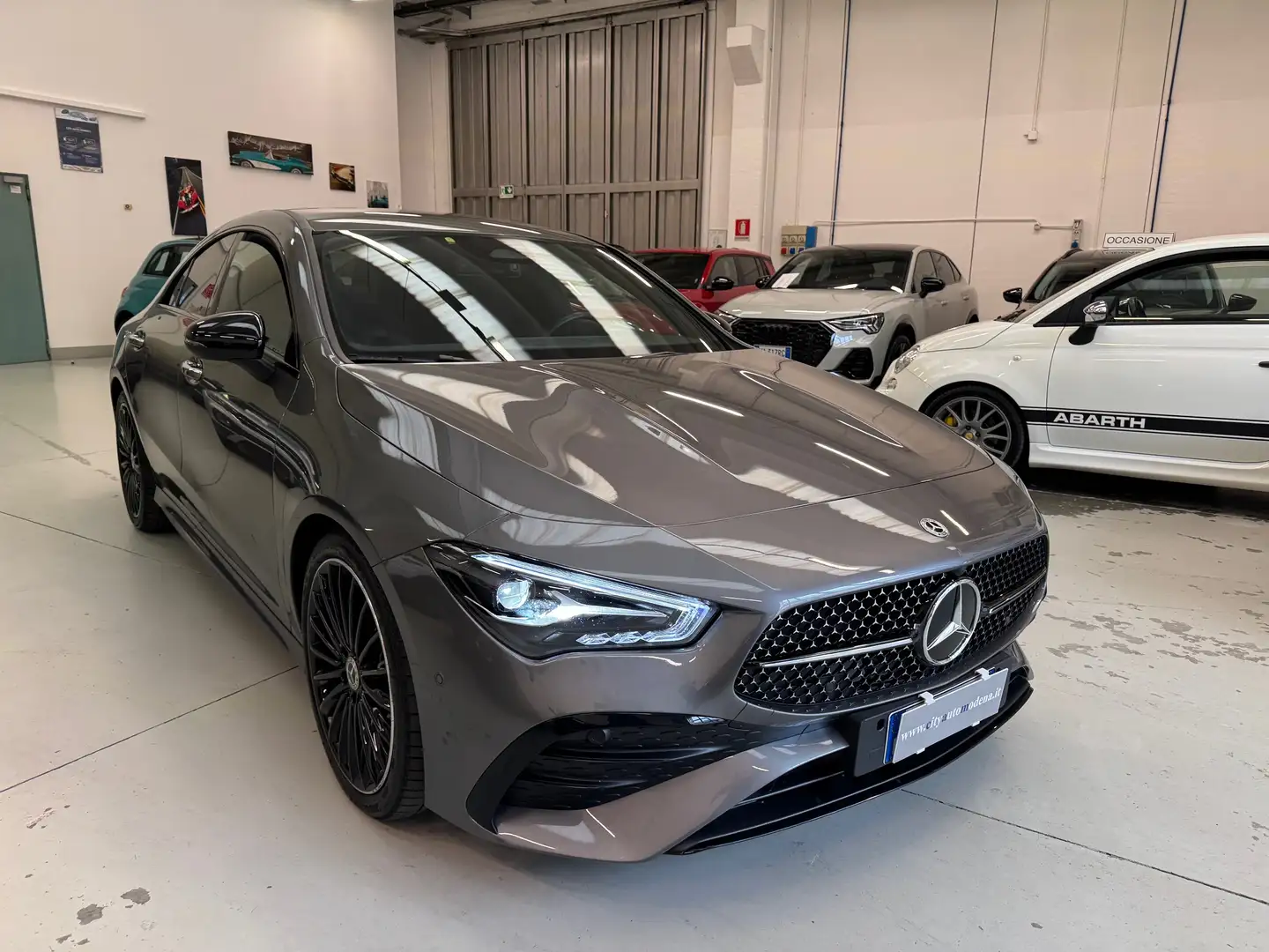 Mercedes-Benz CLA 180 d AMG Line Premium Plus KM. 15.300 OTTIMO PREZZO Grijs - 2