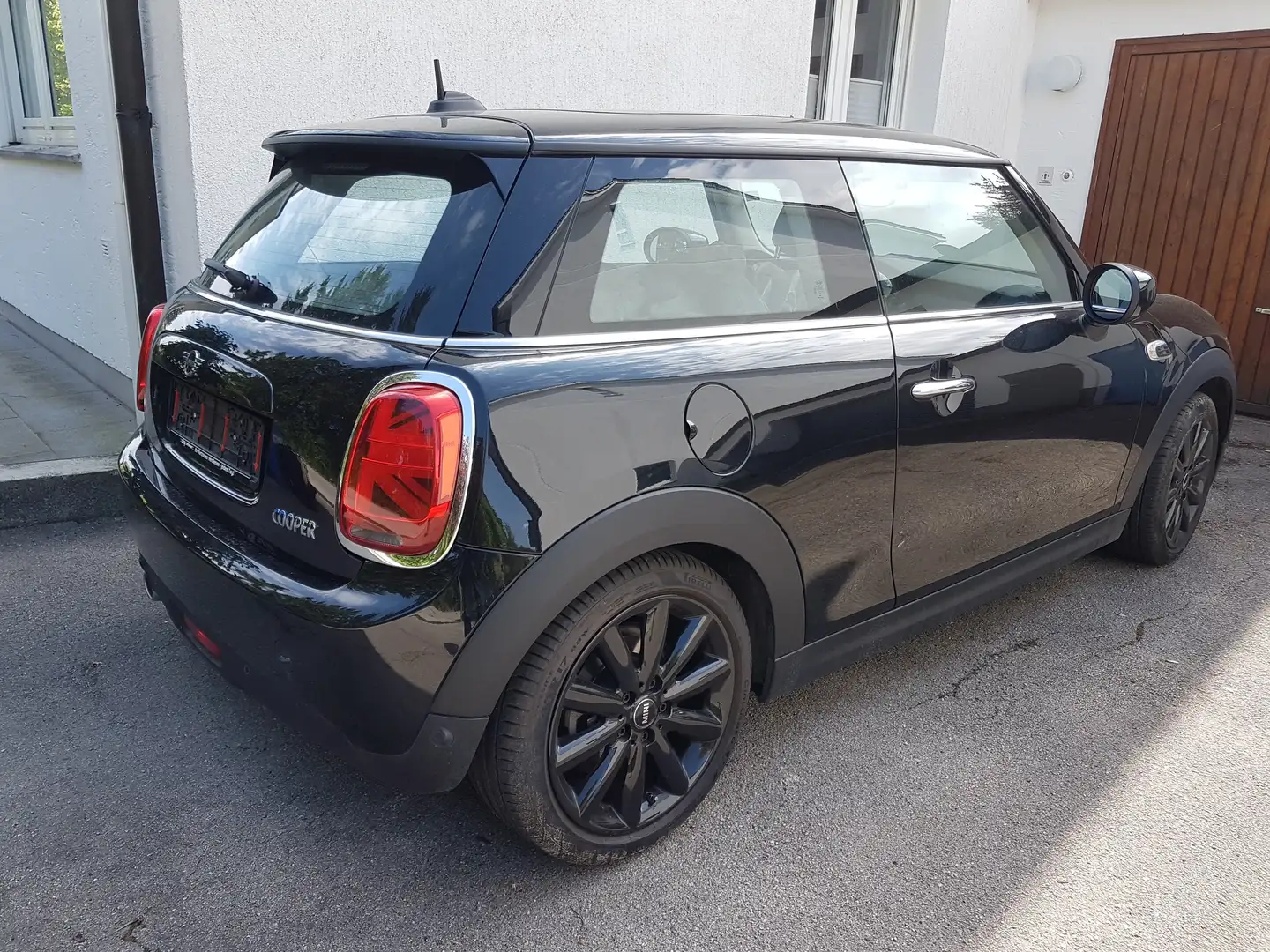 MINI Cooper Mini Cooper Aut. Schwarz - 2