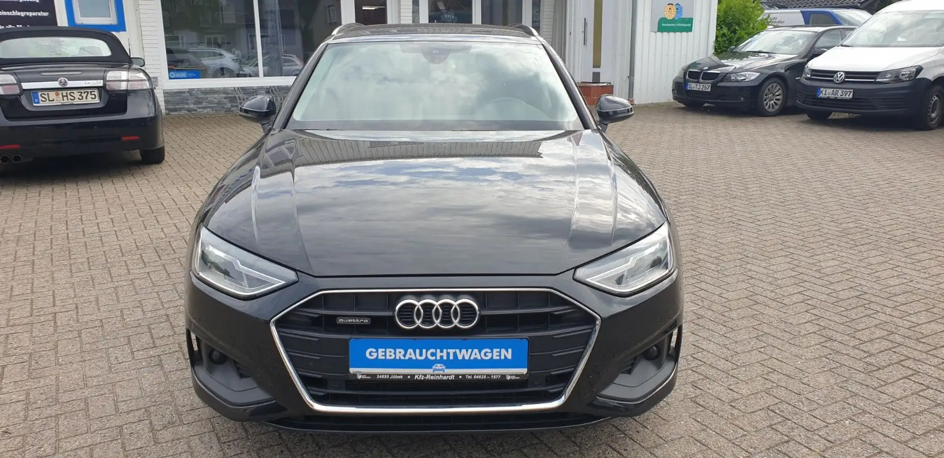 Audi A4 Avant 40 TDI quattro S-tronic Schwarz - 2