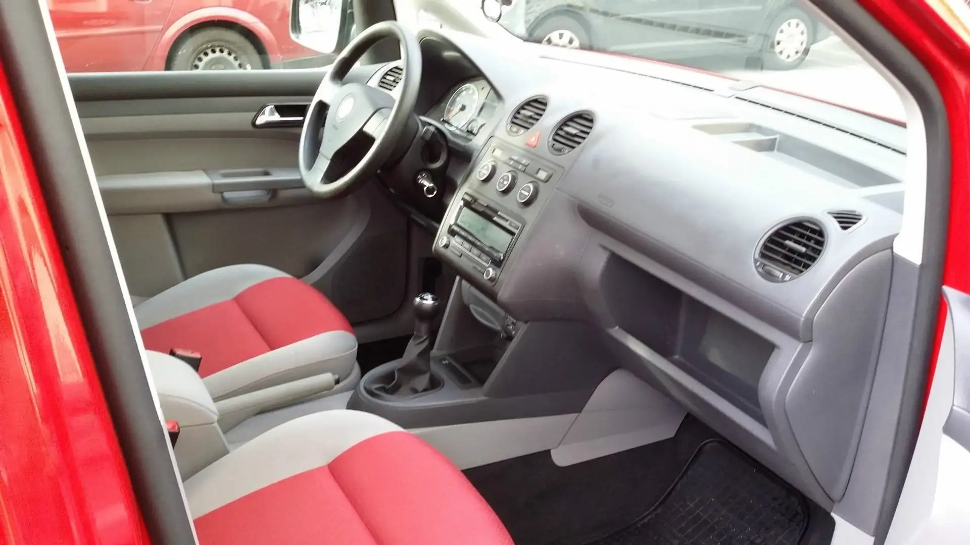 Volkswagen Caddy Caddy 1.4 Life (5-Si.) Rot - 1