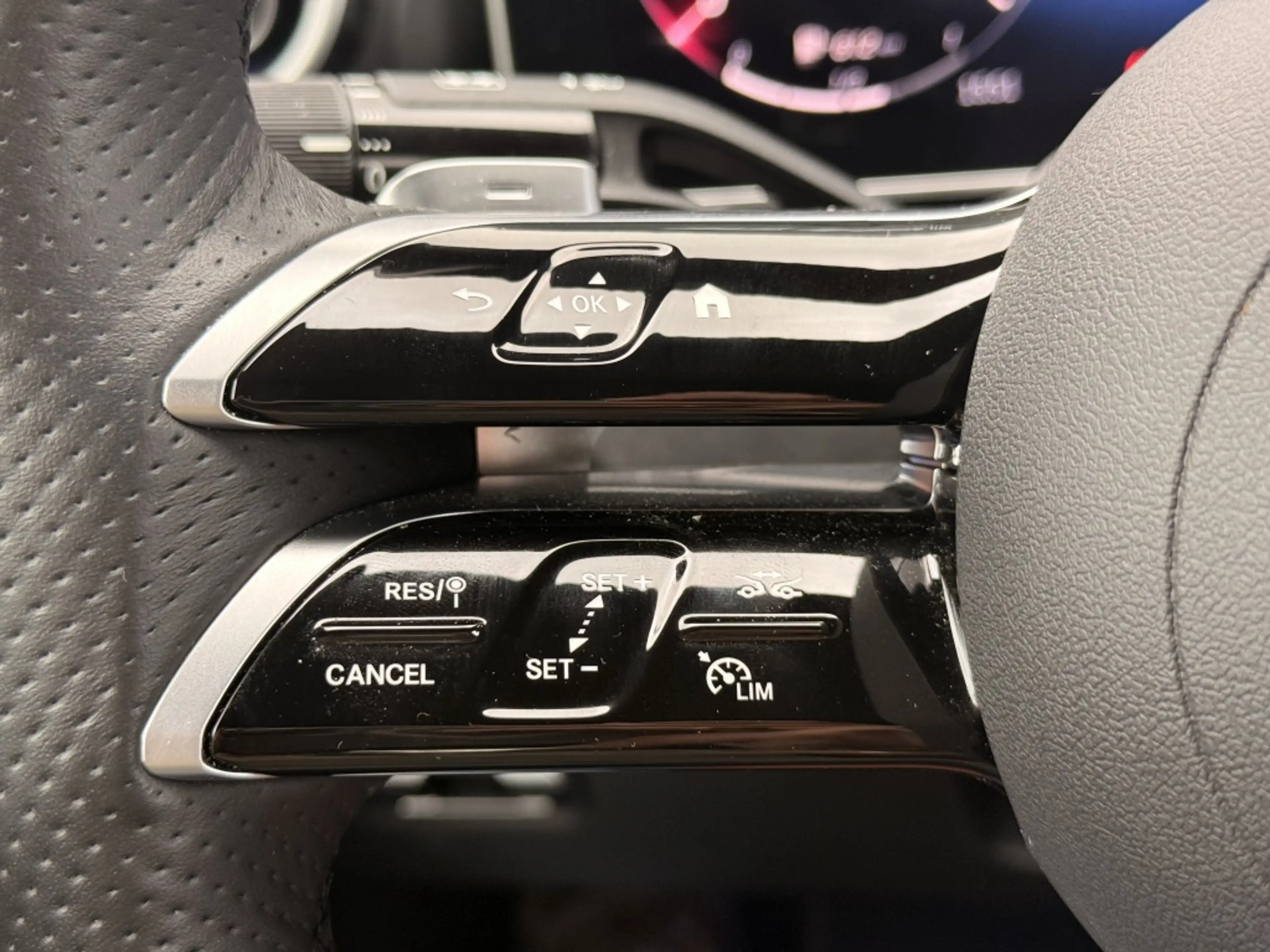 Mercedes-Benz C 300 e AMG Line | 360 | Leder | Memory — photo 7