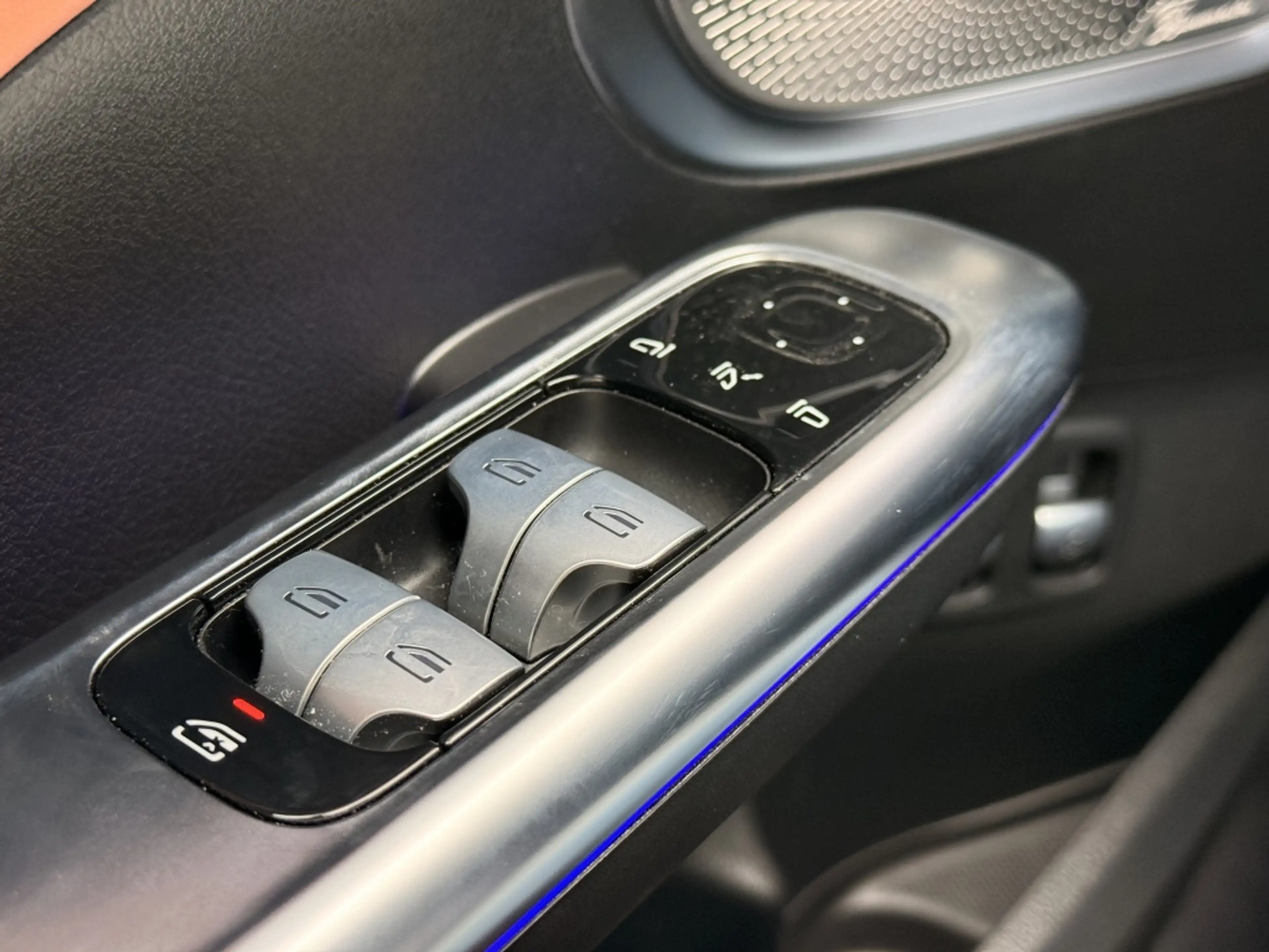Mercedes-Benz C 300 e AMG Line | 360 | Leder | Memory — photo 13