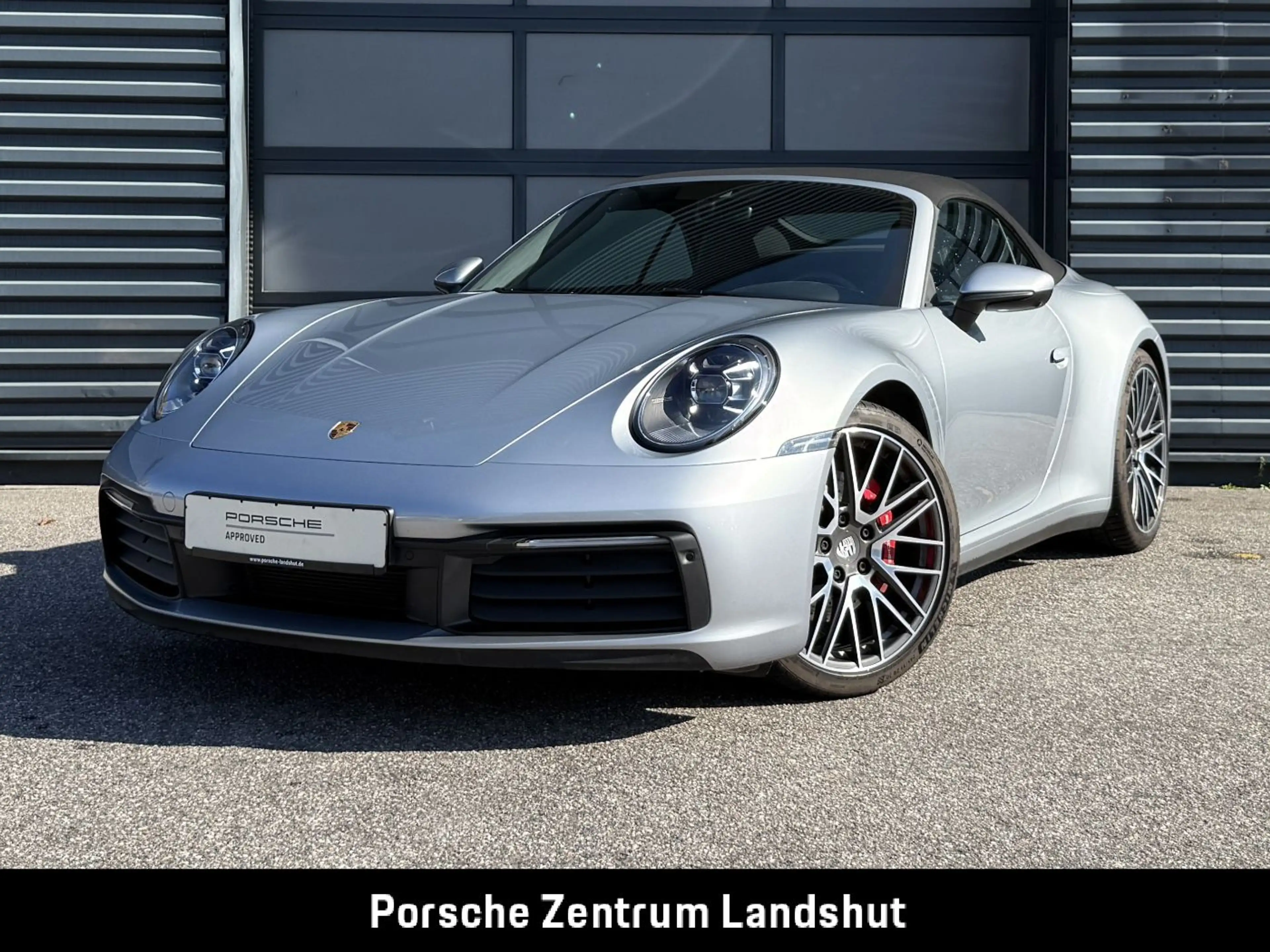 Porsche 992 (911) Carrera 4S Cabrio | Sportabgas | BOSE — photo 2