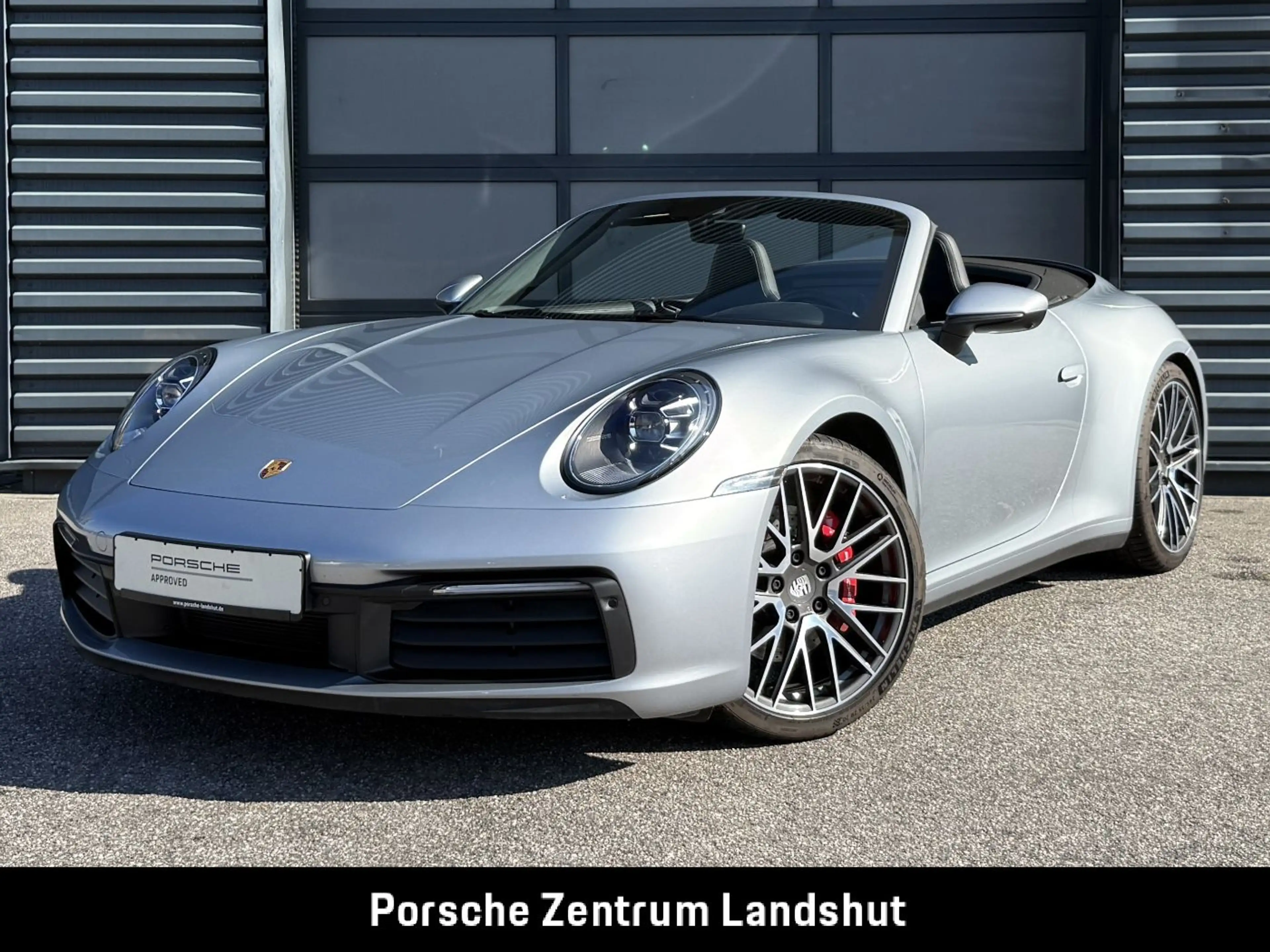 Porsche 992 (911) Carrera 4S Cabrio | Sportabgas | BOSE — photo 3