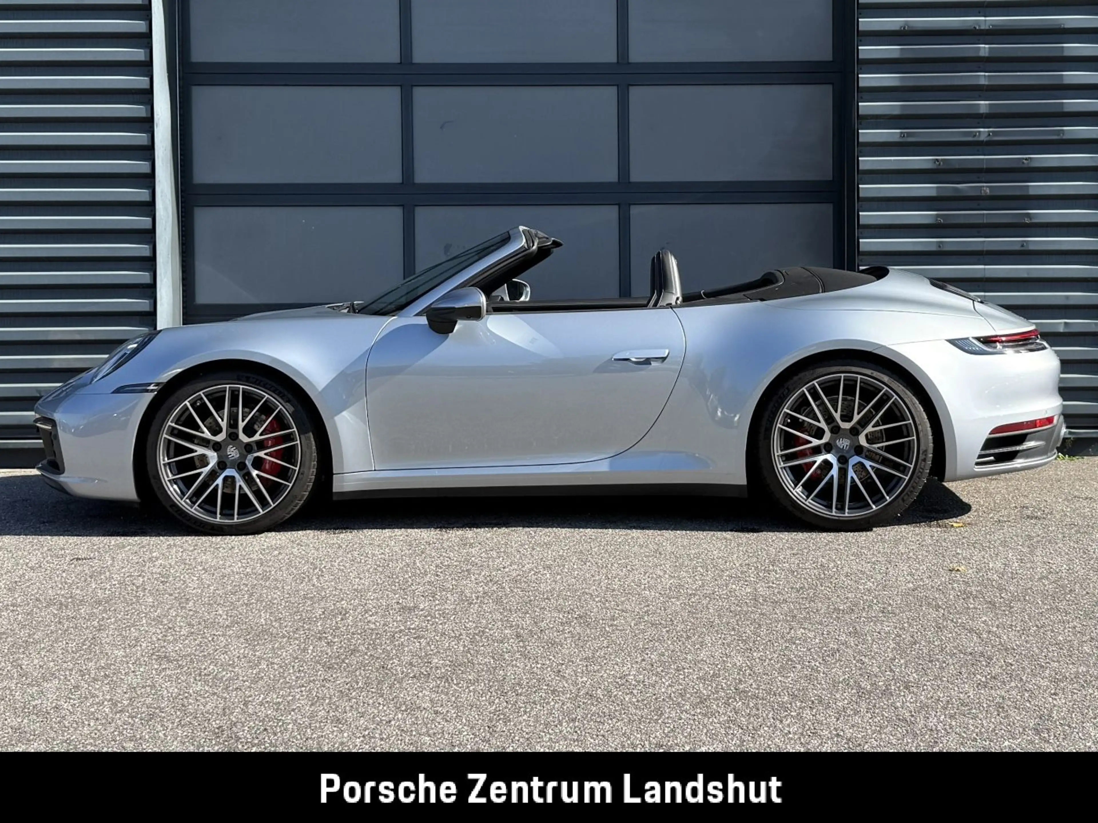 Porsche 992 (911) Carrera 4S Cabrio | Sportabgas | BOSE — photo 5