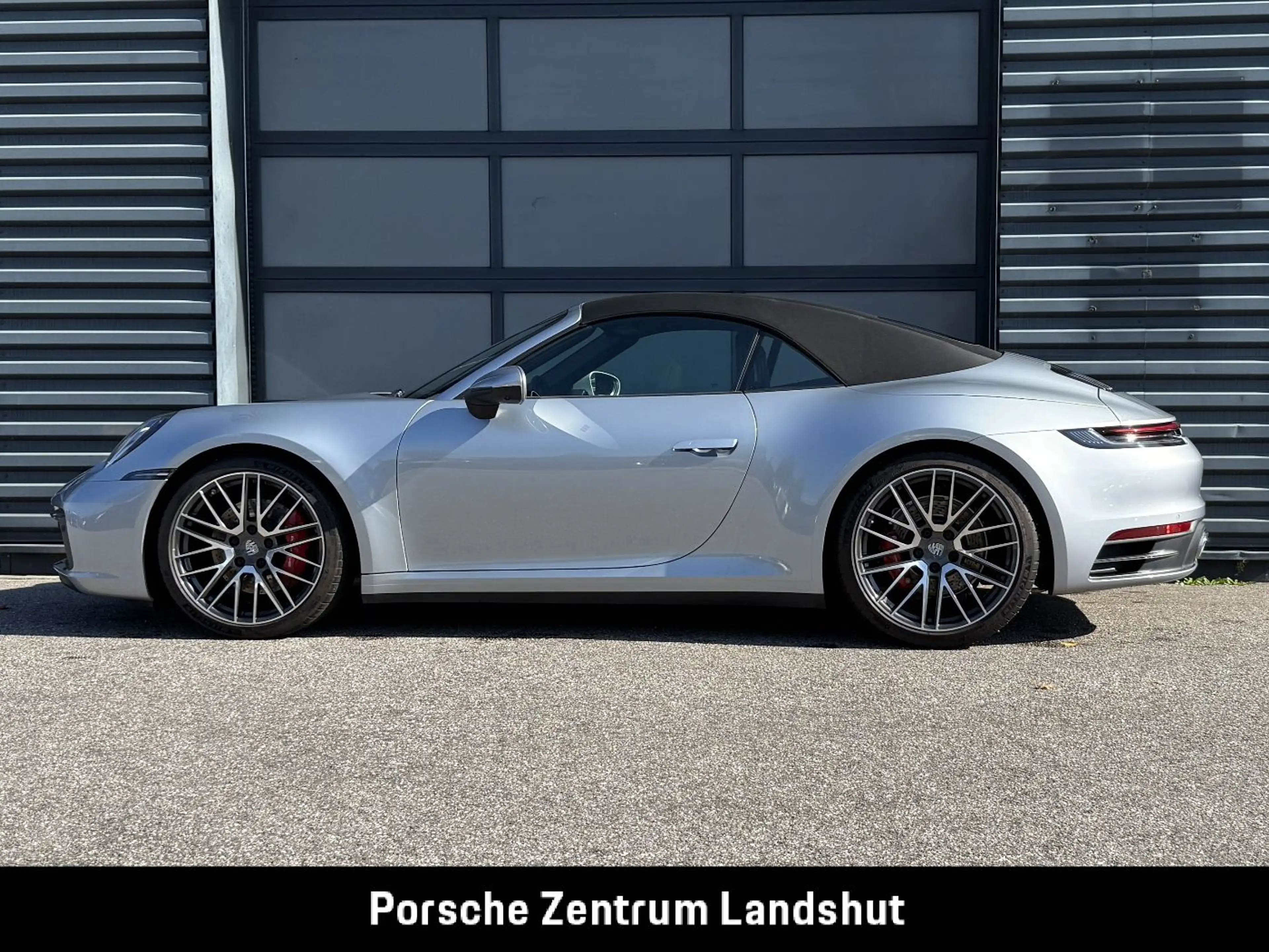 Porsche 992 (911) Carrera 4S Cabrio | Sportabgas | BOSE — photo 4