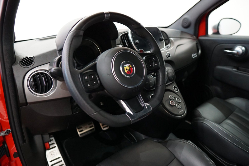 Abarth 500 595 Turismo Autom. *Leder *Navi *Xenon *PDC — photo 9