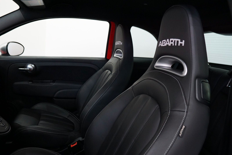 Abarth 500 595 Turismo Autom. *Leder *Navi *Xenon *PDC — photo 10