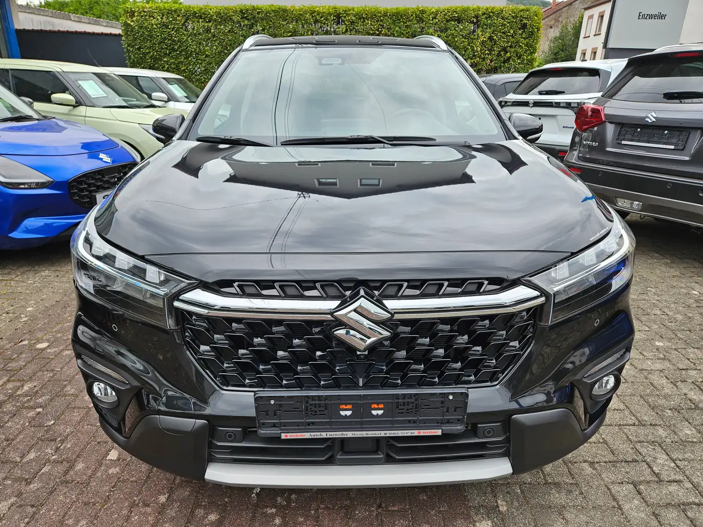 Suzuki SX4 S-Cross Comfort+ Allgrip Schwarz - 2