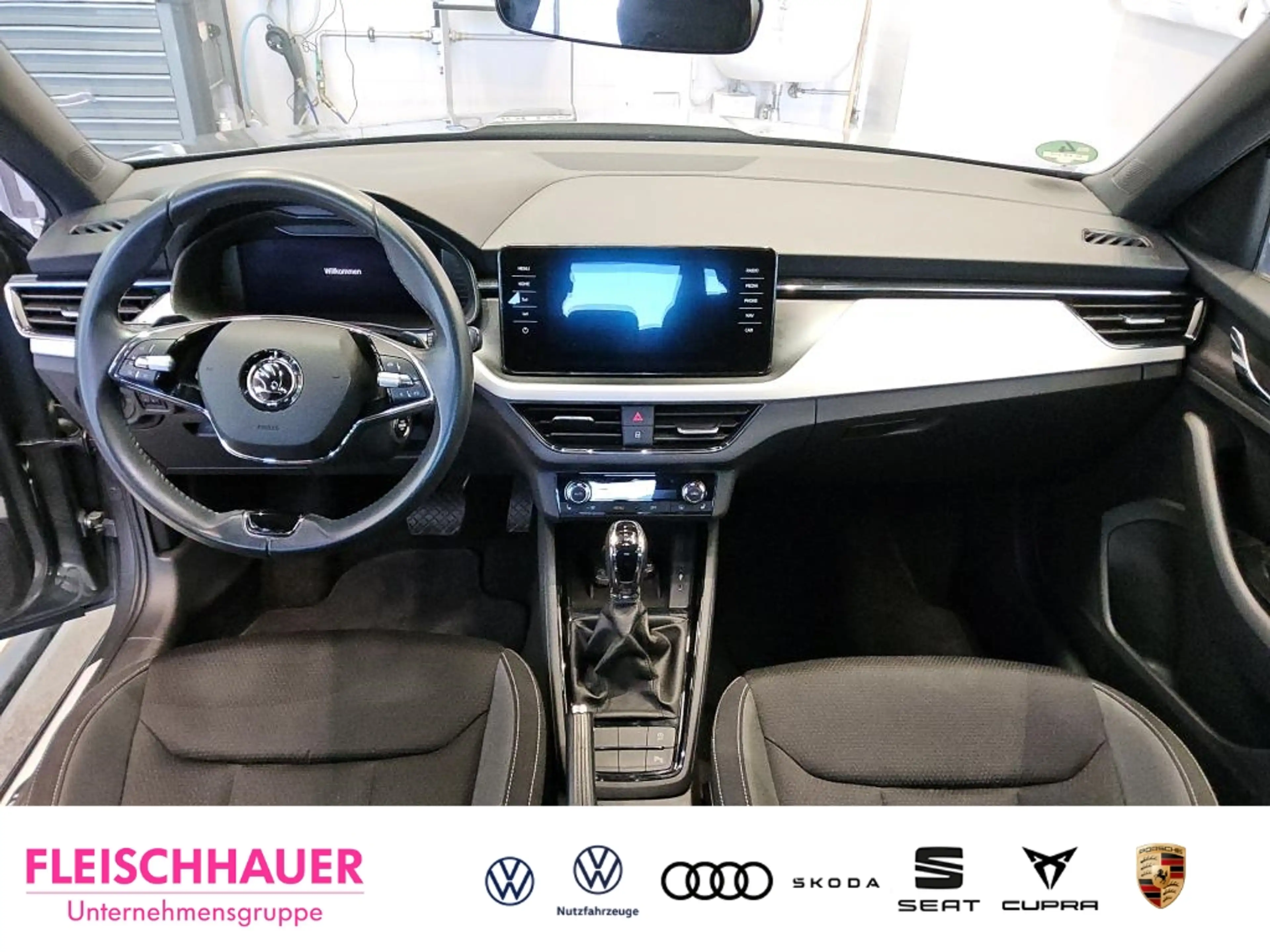 Skoda Kamiq Tour 1.5 TSI DSG Pano Navi Digitales Cockpit LED E — photo 5
