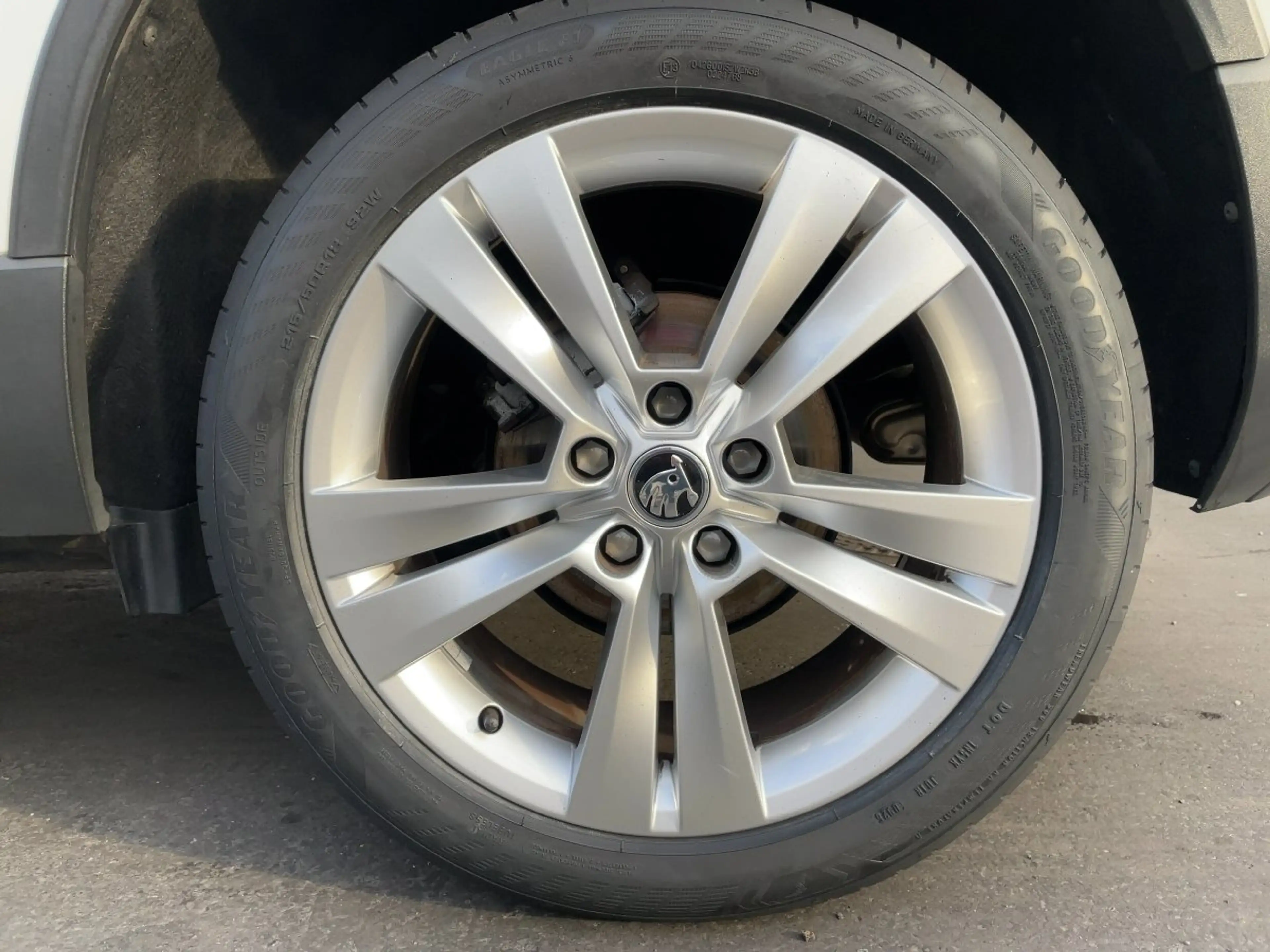 Skoda Karoq 1.5 TSI ACT Style AHK+LED+SHZ+2xKlima+Kam. — photo 13