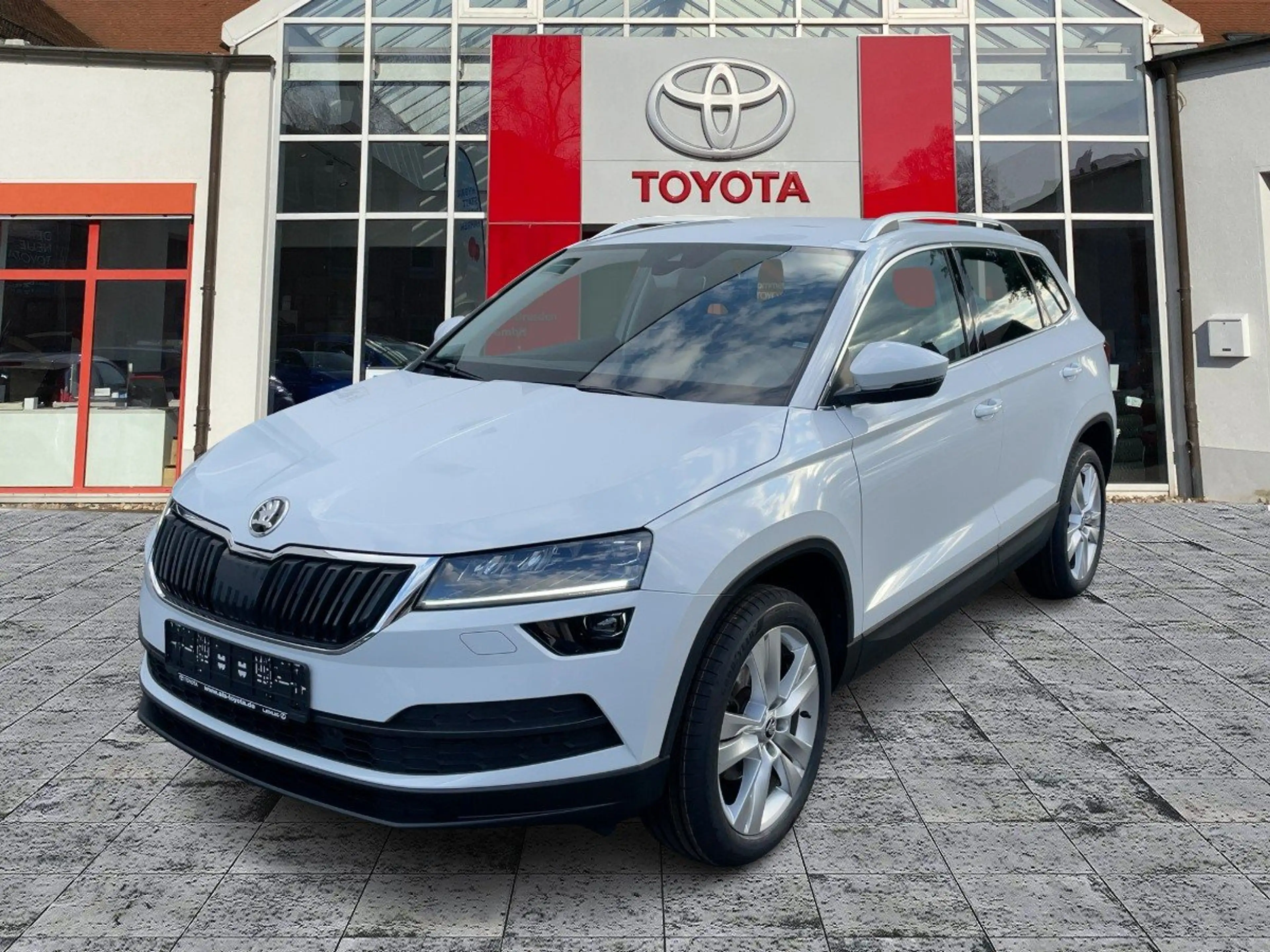 Skoda Karoq 1.5 TSI ACT Style AHK+LED+SHZ+2xKlima+Kam. — photo 2