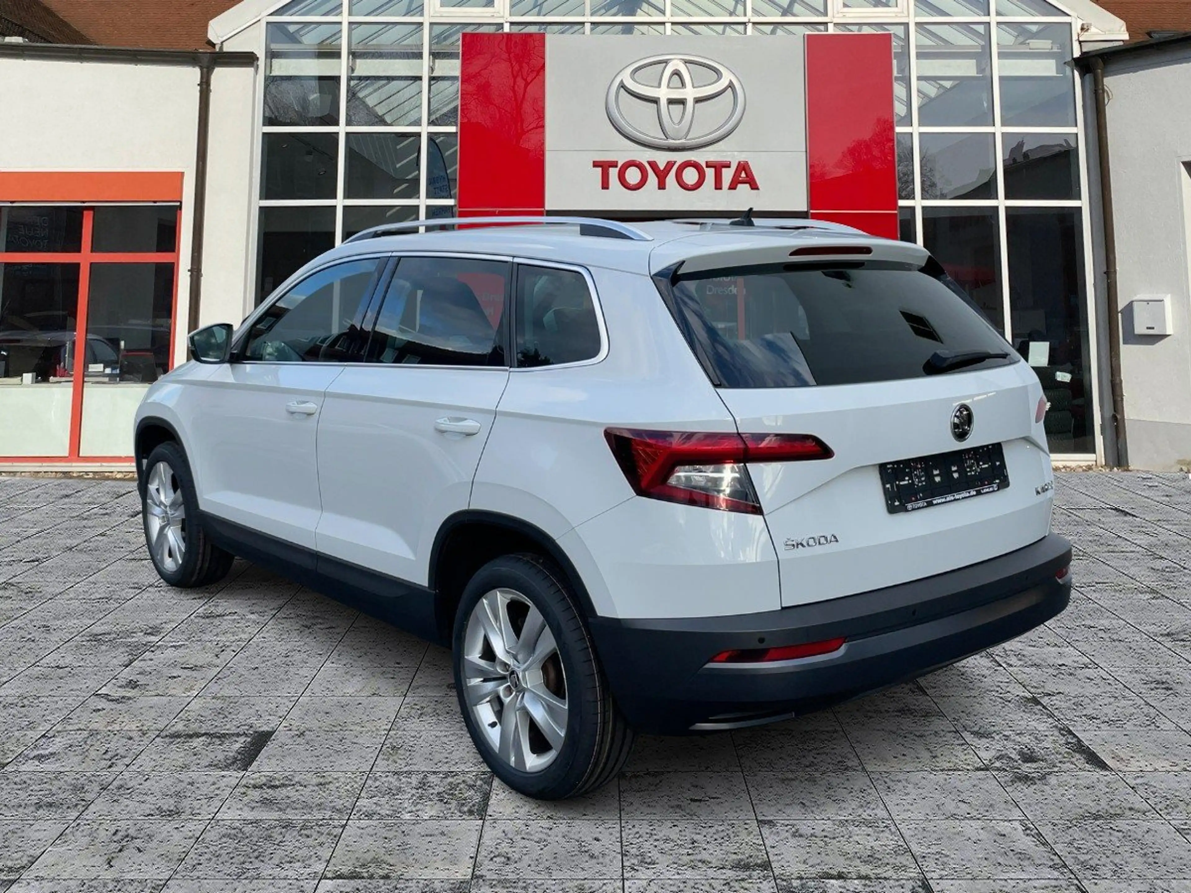 Skoda Karoq 1.5 TSI ACT Style AHK+LED+SHZ+2xKlima+Kam. — photo 4