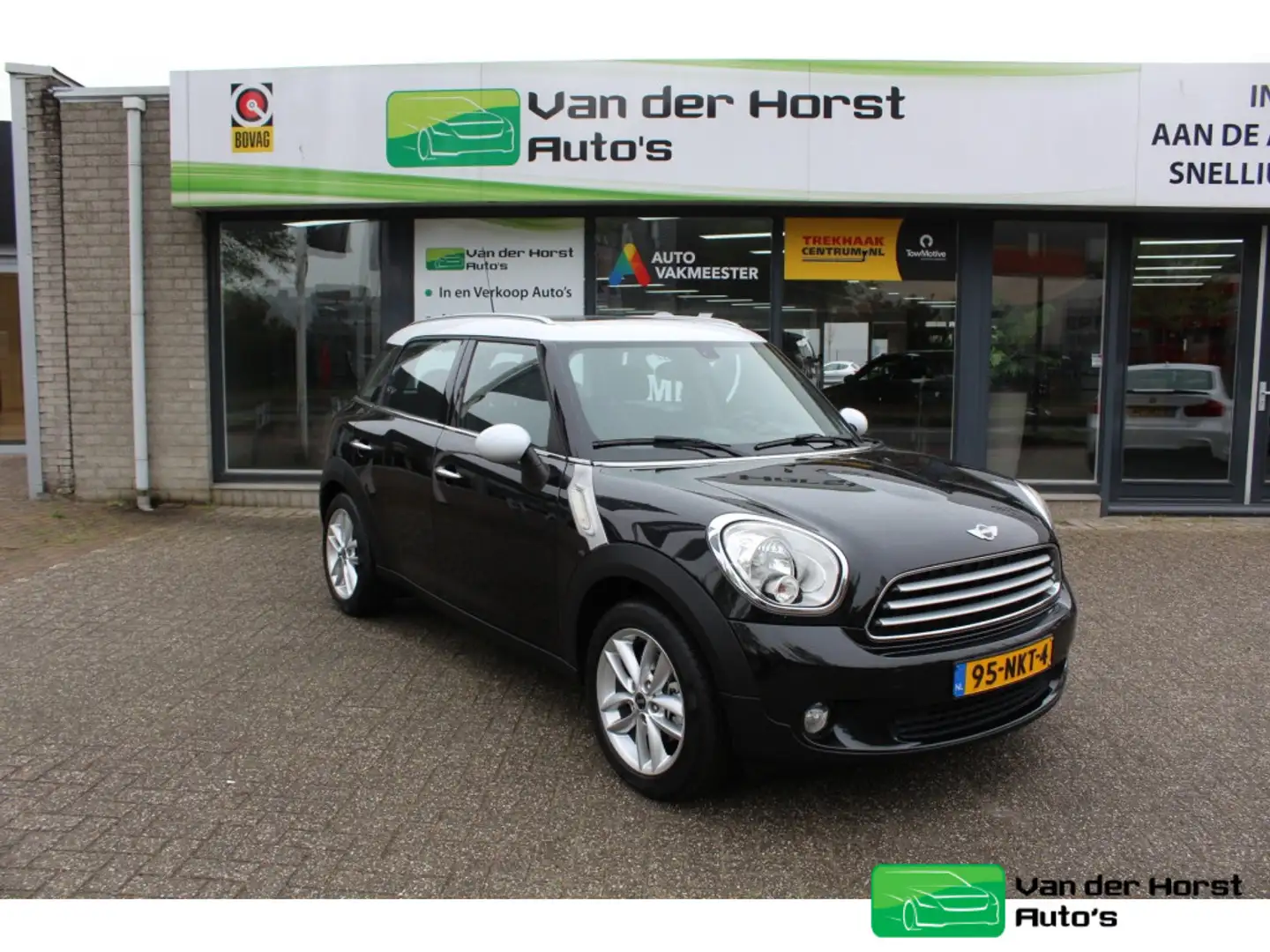 MINI Cooper Countryman Mini 1.6 Chili Zwart - 1