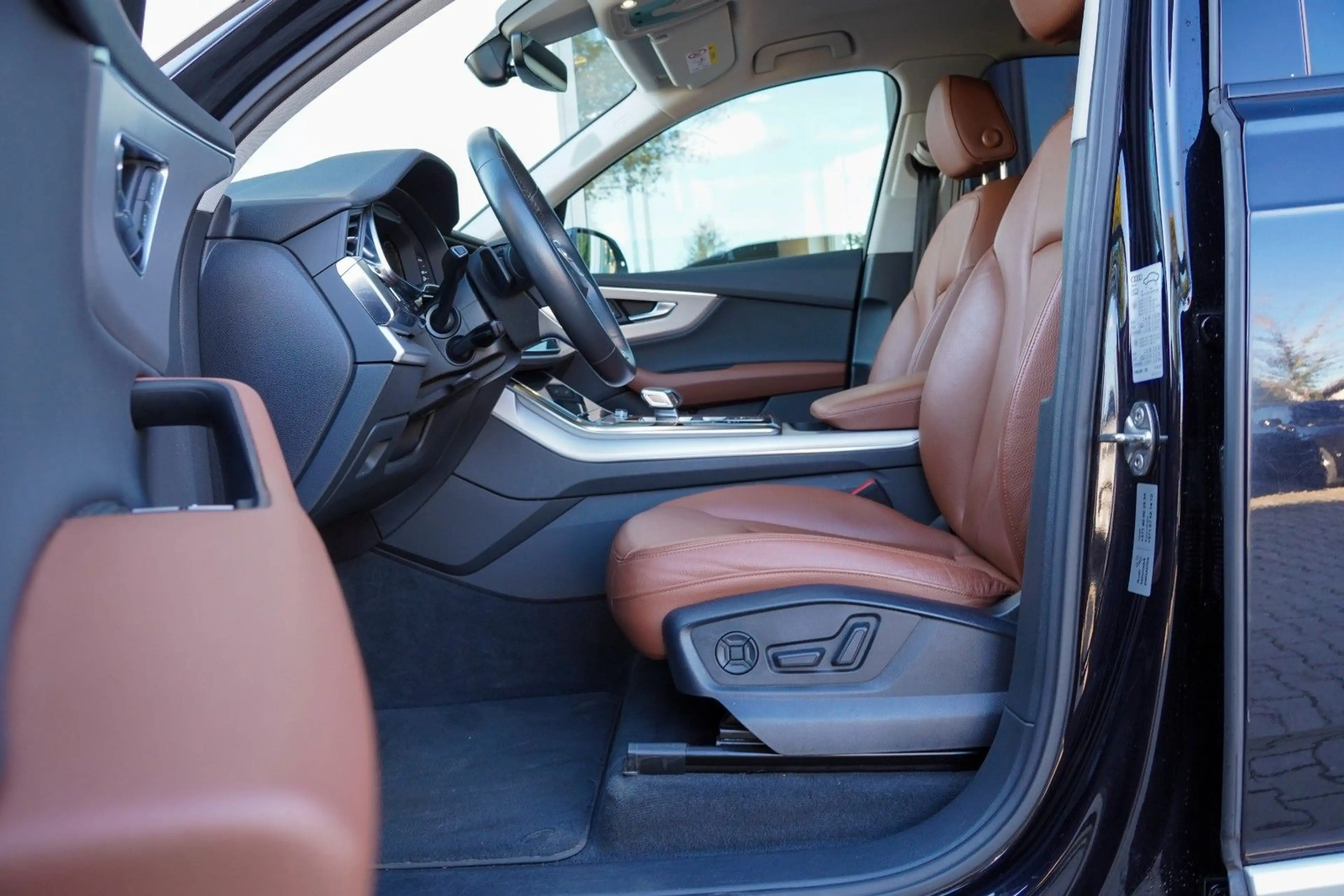 Audi Q7 50 TDI quattro / S Line / Ambiente / LED — photo 10