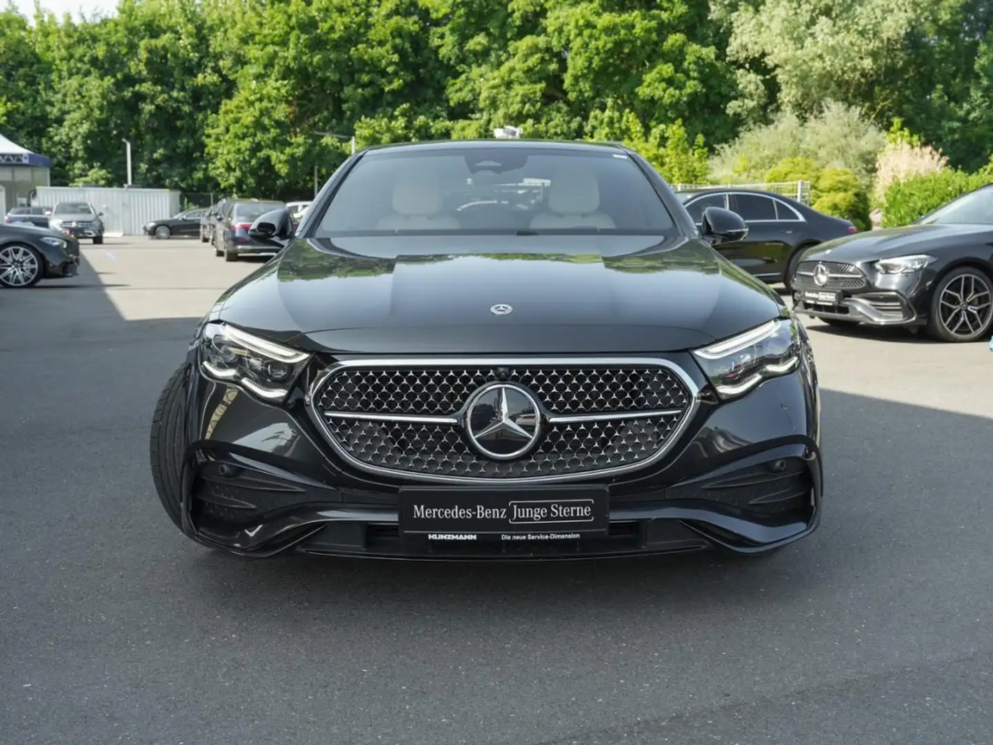 Mercedes-Benz E 450 d 4M AMG Night Panorama 360° Burmester Grau - 2