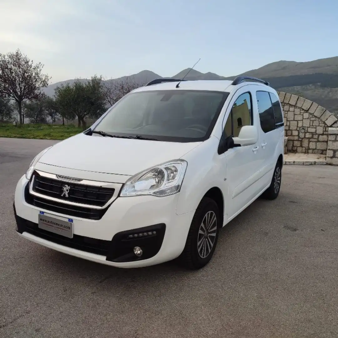 Peugeot Partner Tepee BlueHDi 100 Active Blanc - 1