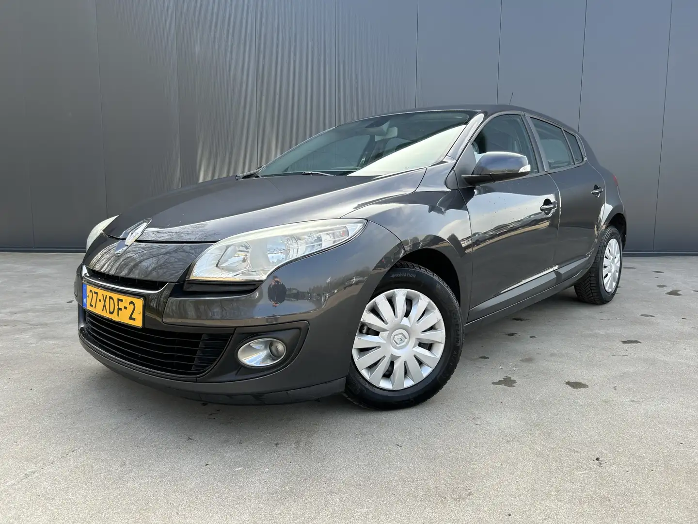 Renault Megane 1.5 dCi Expression NAVI CRUISE AIRCO TREKHAAK Grijs - 1