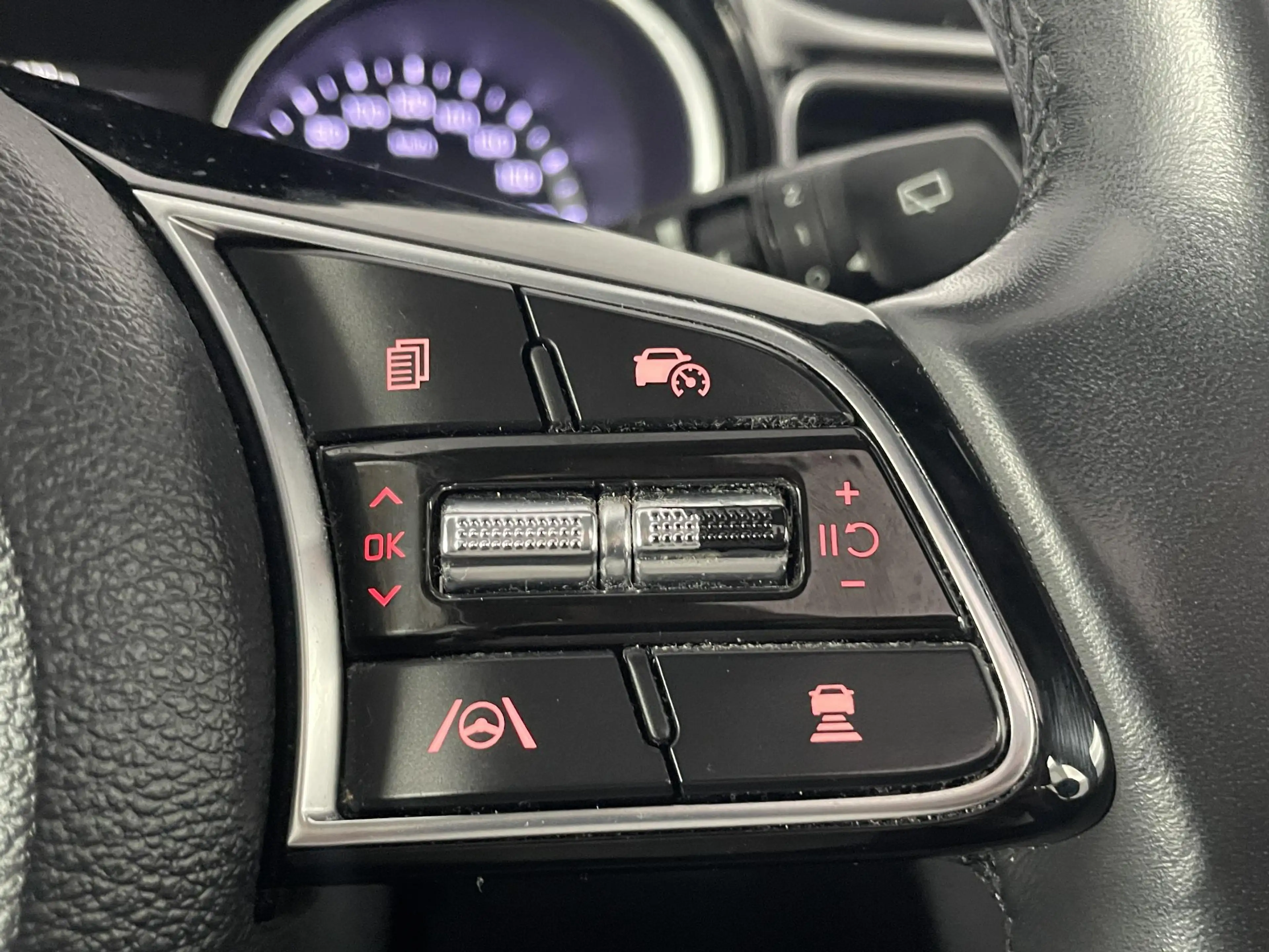 Kia Ceed SW / cee'd SW Sportswagon 1.6 GDI PHEV DynamicLine | Panoramadak — photo 34