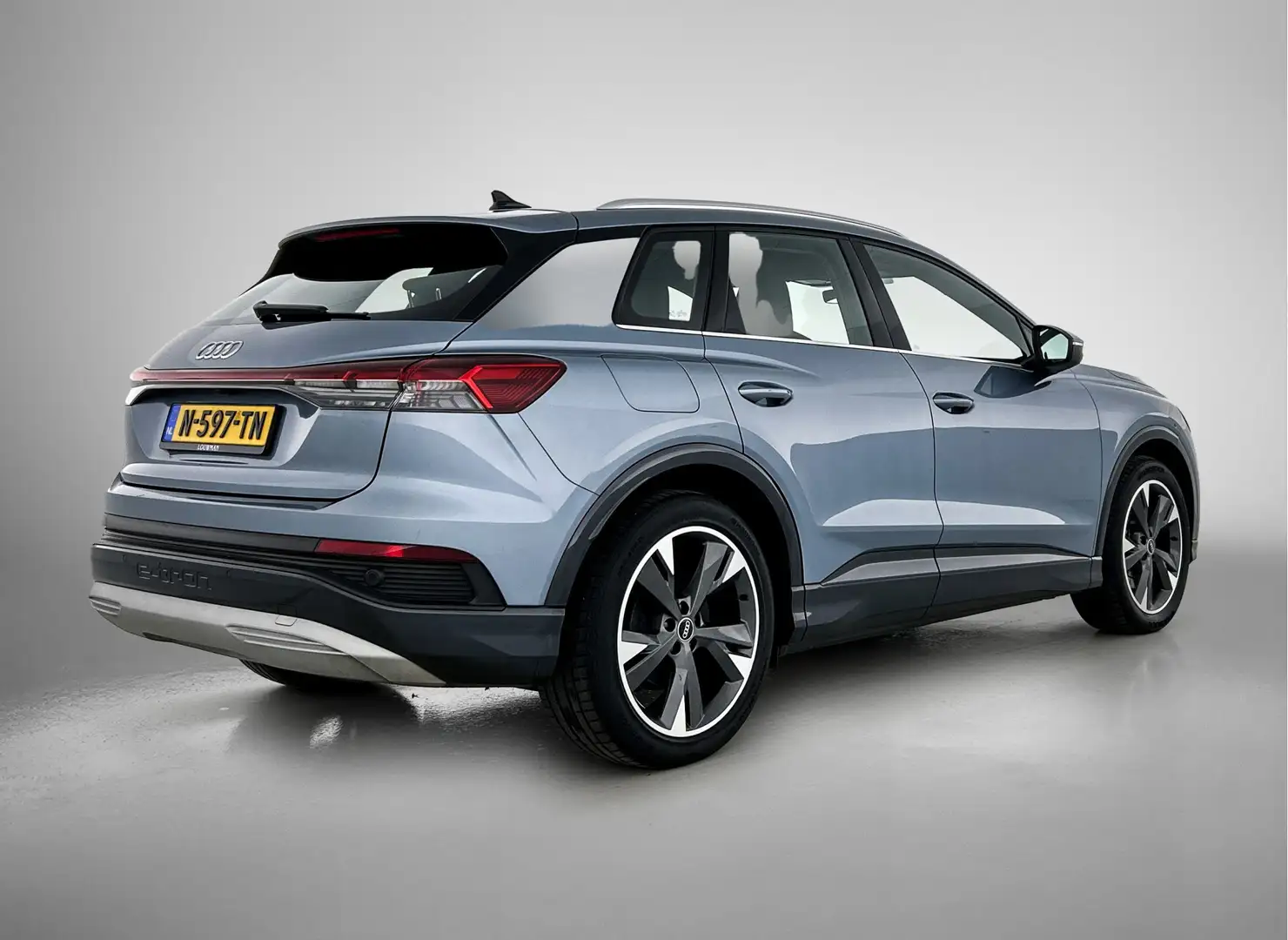 Audi Q4 e-tron 40 Launch edition Advanced Plus 77 kWh | SOH 94,4 Bleu - 2