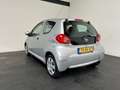 Toyota Aygo 1.0-12V. Lage Km! NAP! Grau - thumbnail 20