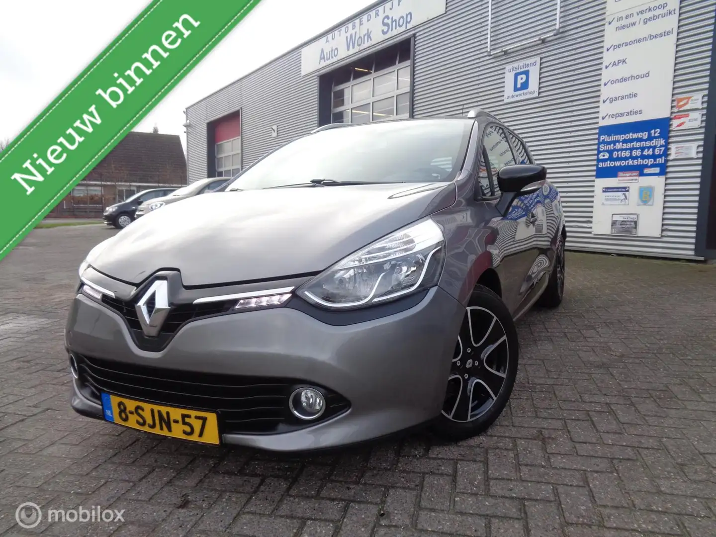 Renault Clio Estate 0.9 TCe Dynamique/Navigatie/Lm velgen/Airco Grijs - 1