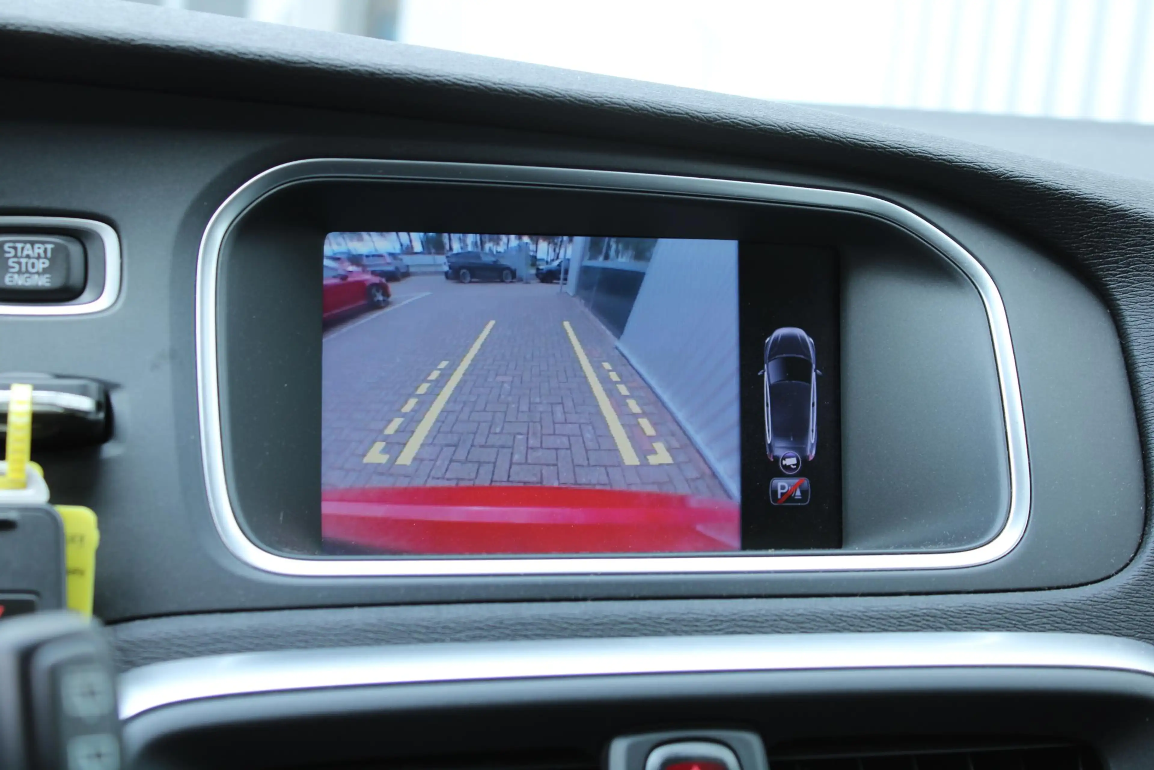 Volvo V40 T3 Momentum Achteruitrijcamera | Cruise control | — photo 12