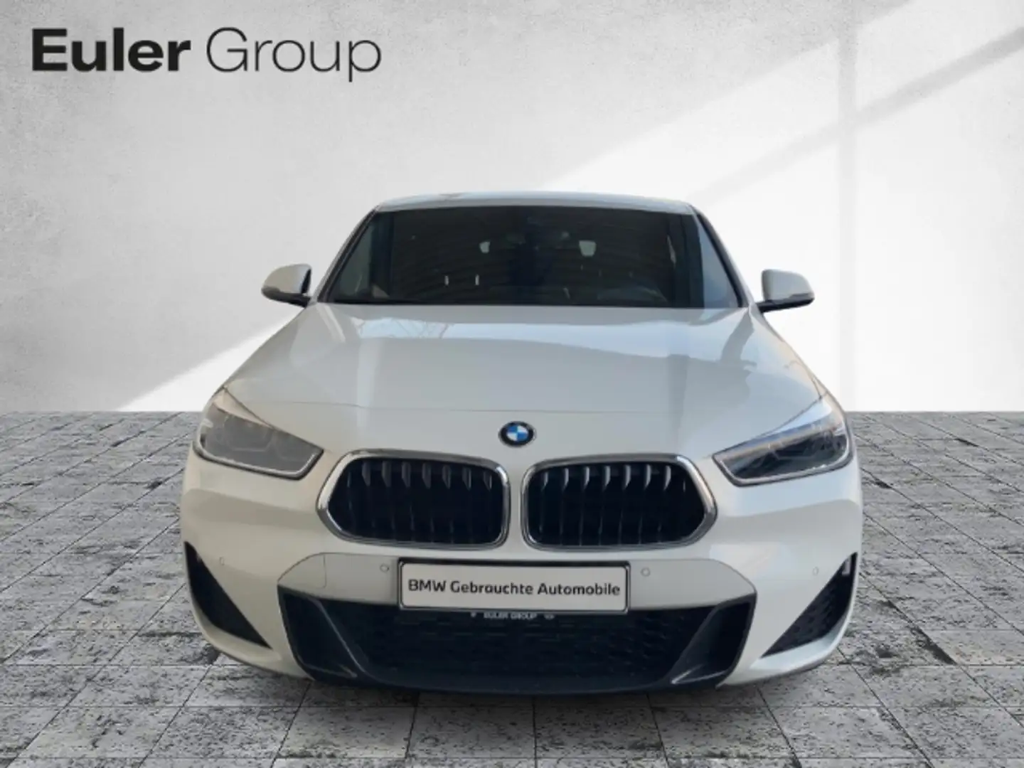 BMW X2 sDrive20i M-Sport HUD ACC AHK LED Leder LED El. He Weiß - 2