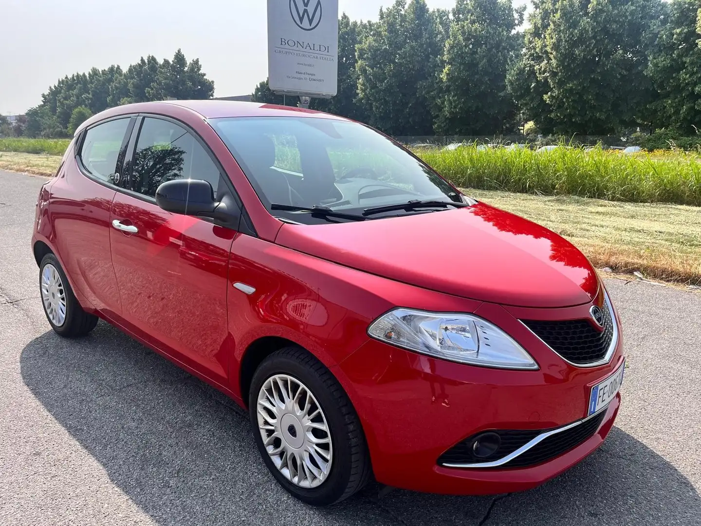 Lancia Ypsilon Ypsilon 1.2 Gold ecochic Gpl 69cv Rosso - 2