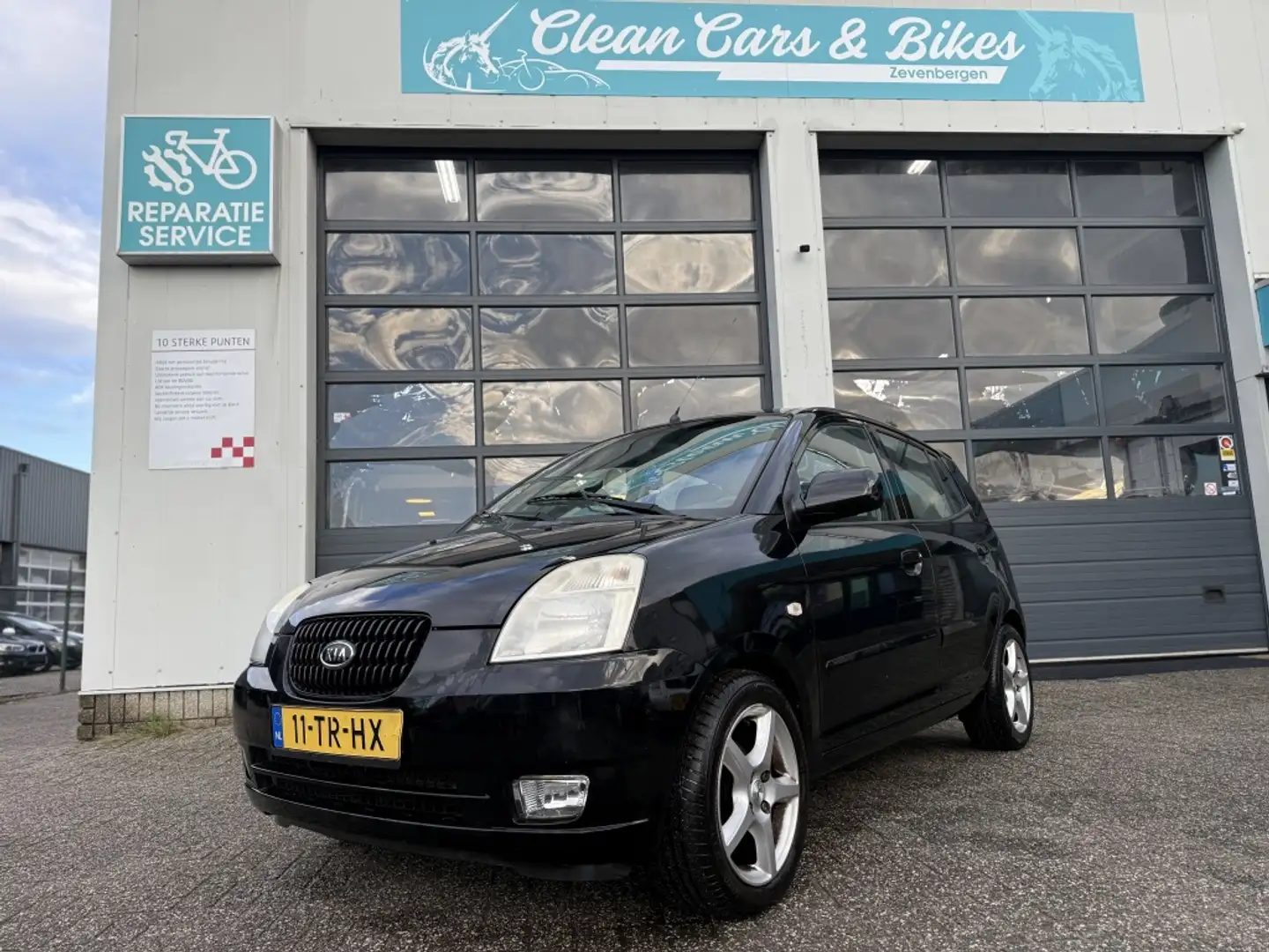 Kia Picanto 1.1 EX Zwart - 1