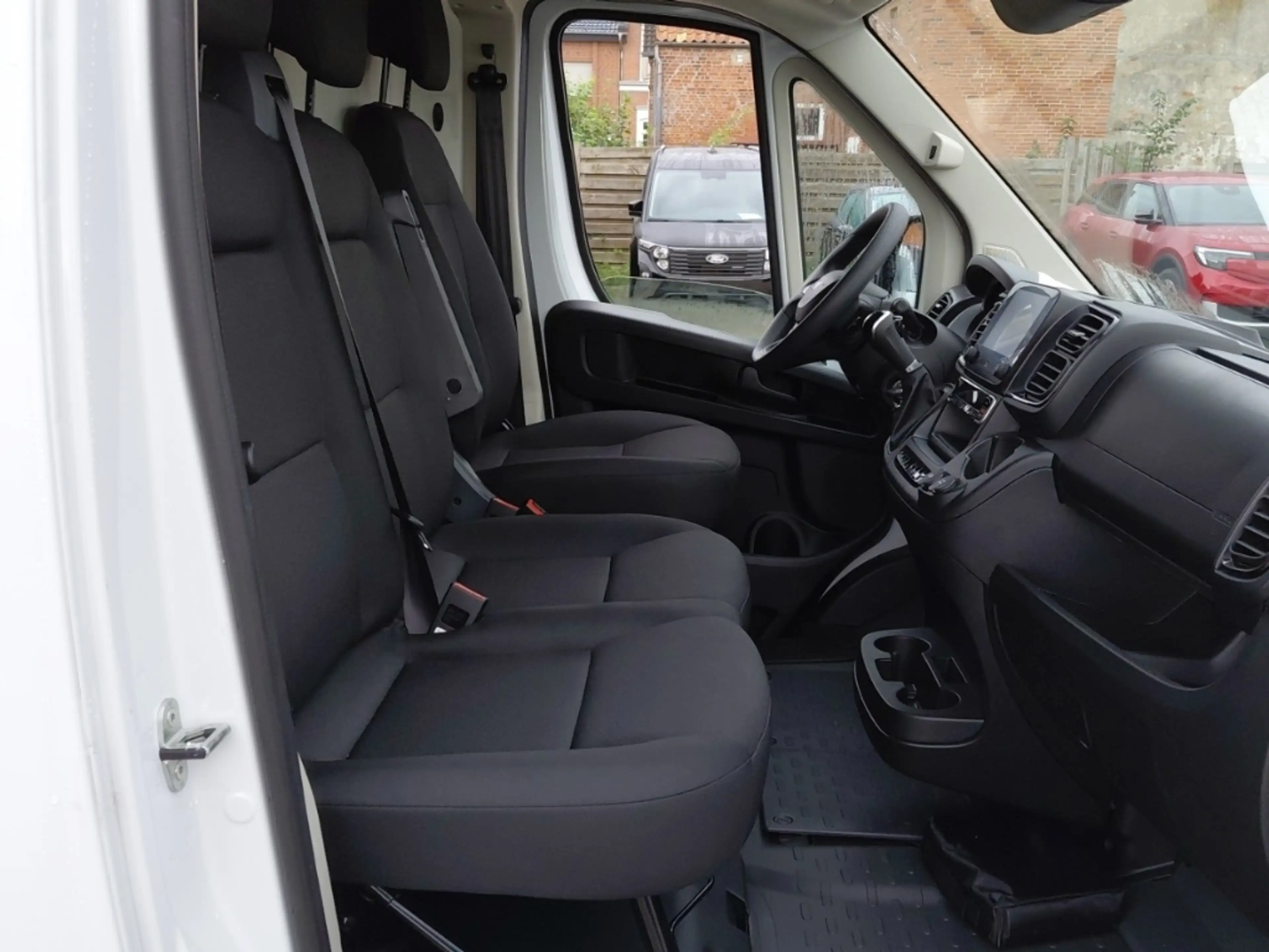 Fiat Ducato L3H2 + AUTOMATIK + 360° Parksensoren u. RFK + CarP — photo 12