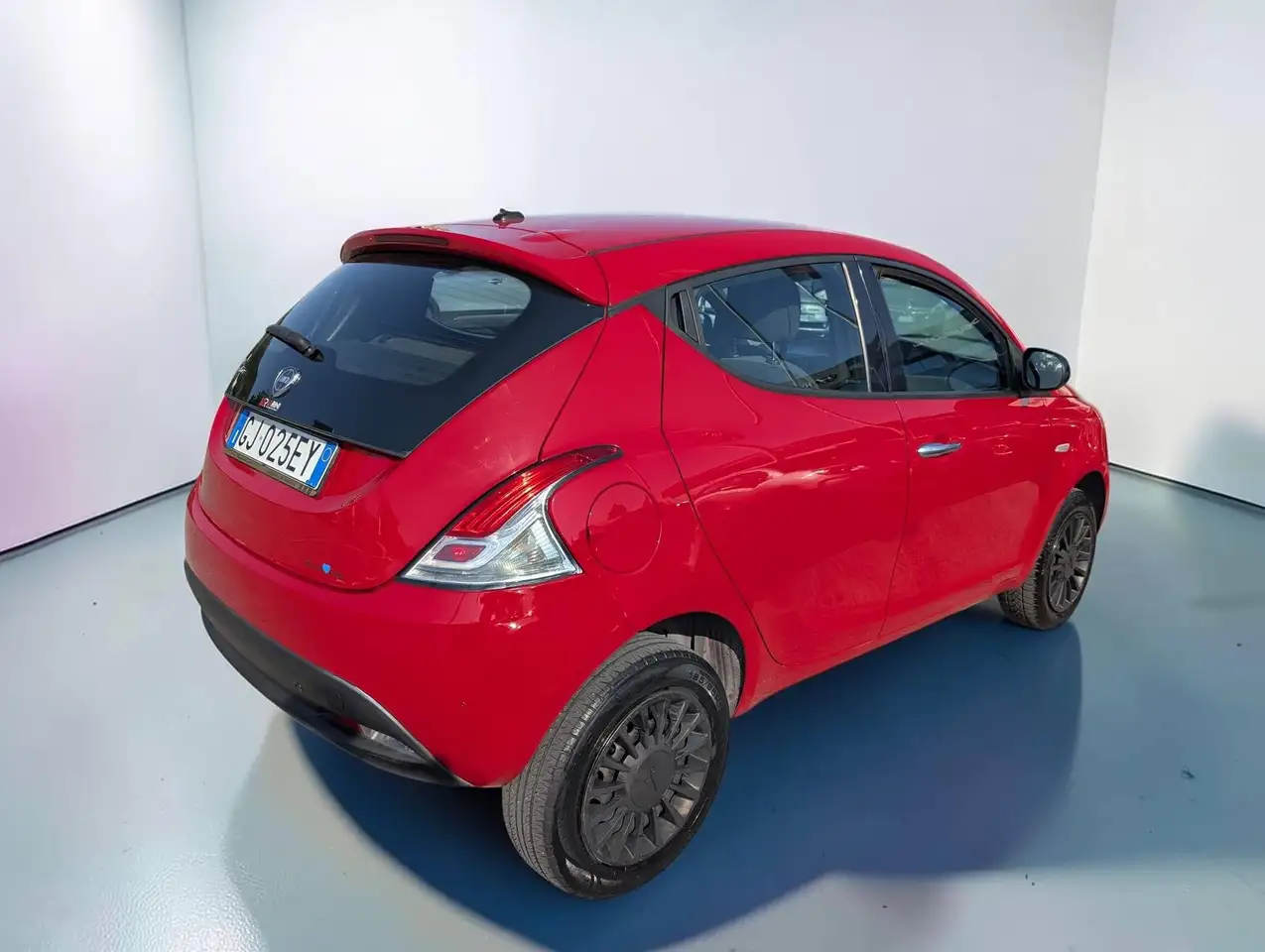 Lancia Ypsilon 2022 — фото 6