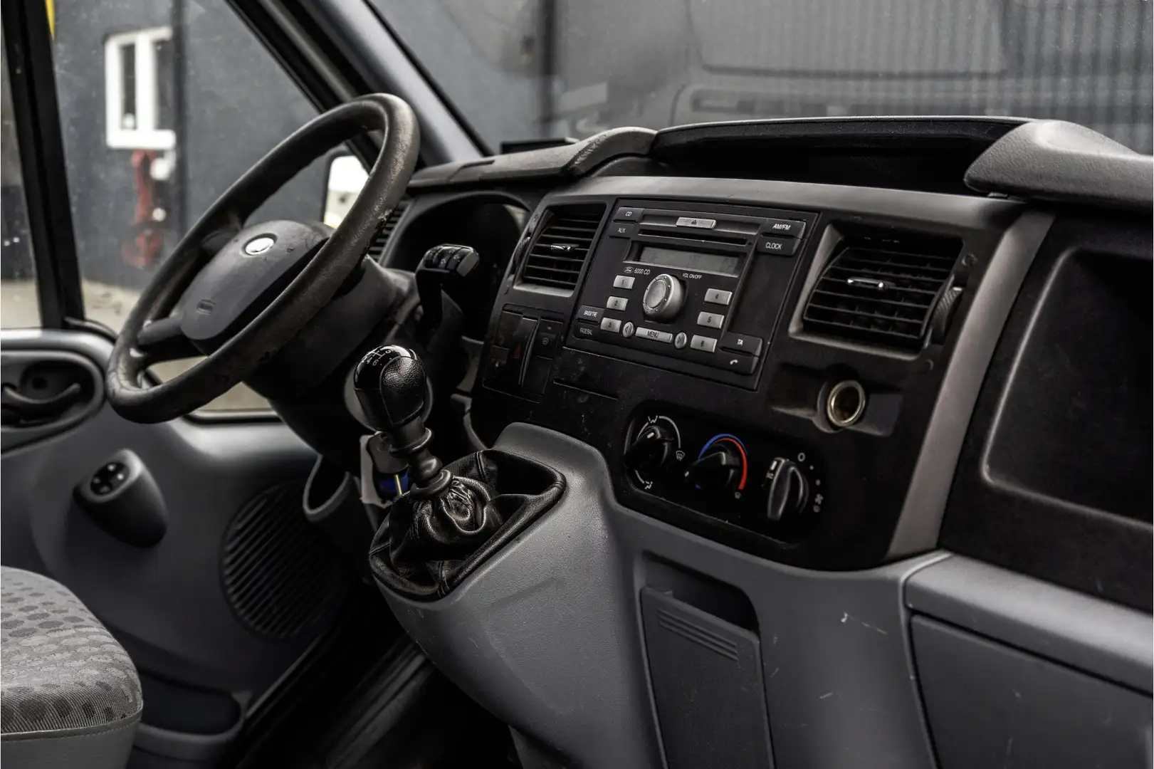 Ford Transit 260S TDCI | L1H1 | 3-Zits | Camera | Airco Wit - 2